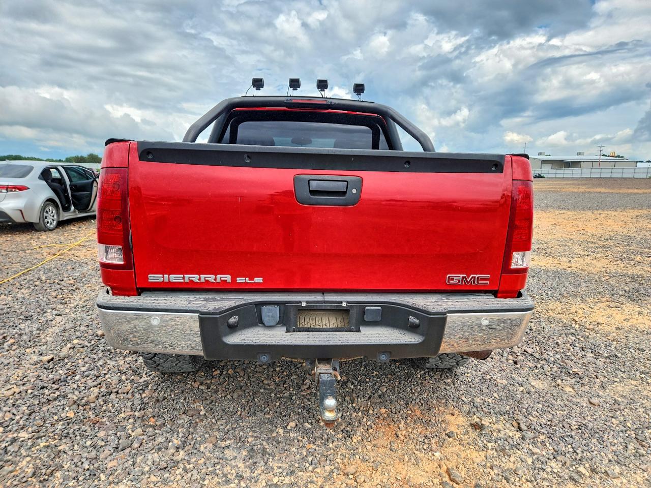2013 Gmc Sierra K1500 Sle Красный vin: 1GTR2VE75DZ308545