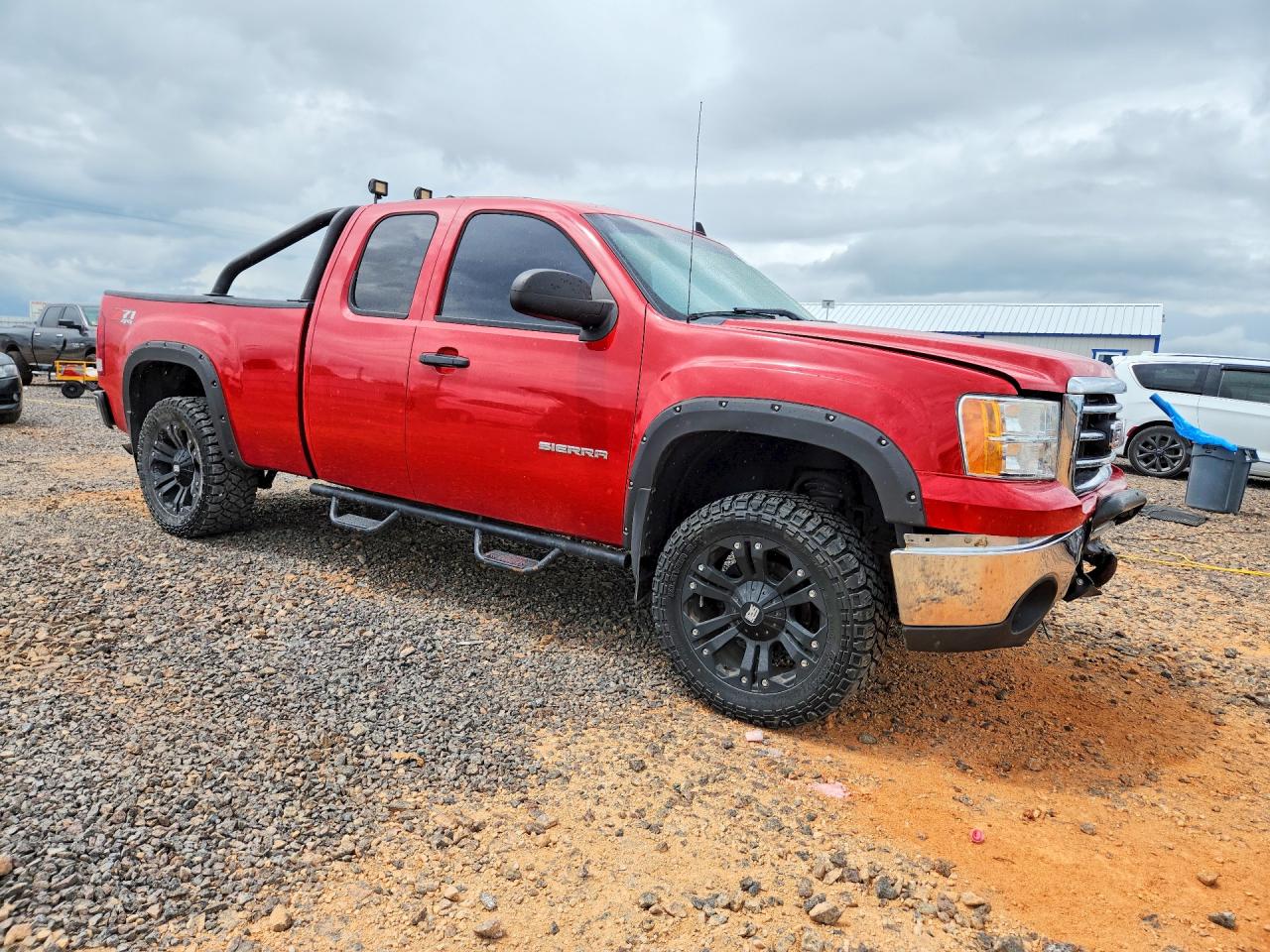 2013 Gmc Sierra K1500 Sle Красный vin: 1GTR2VE75DZ308545