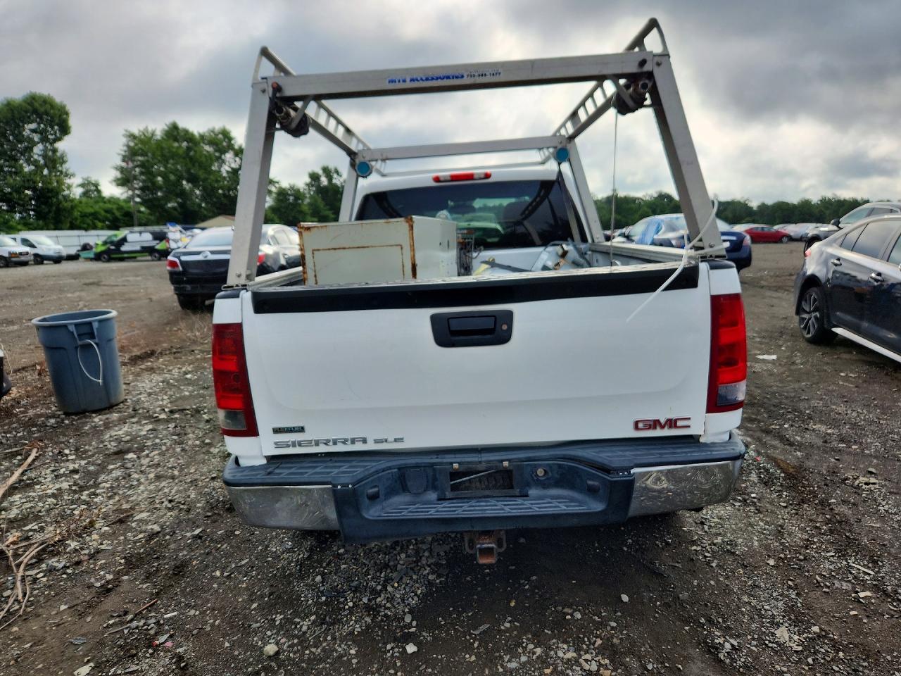 2012 Gmc Sierra K1500 Sle White vin: 1GTR2VE76CZ180931
