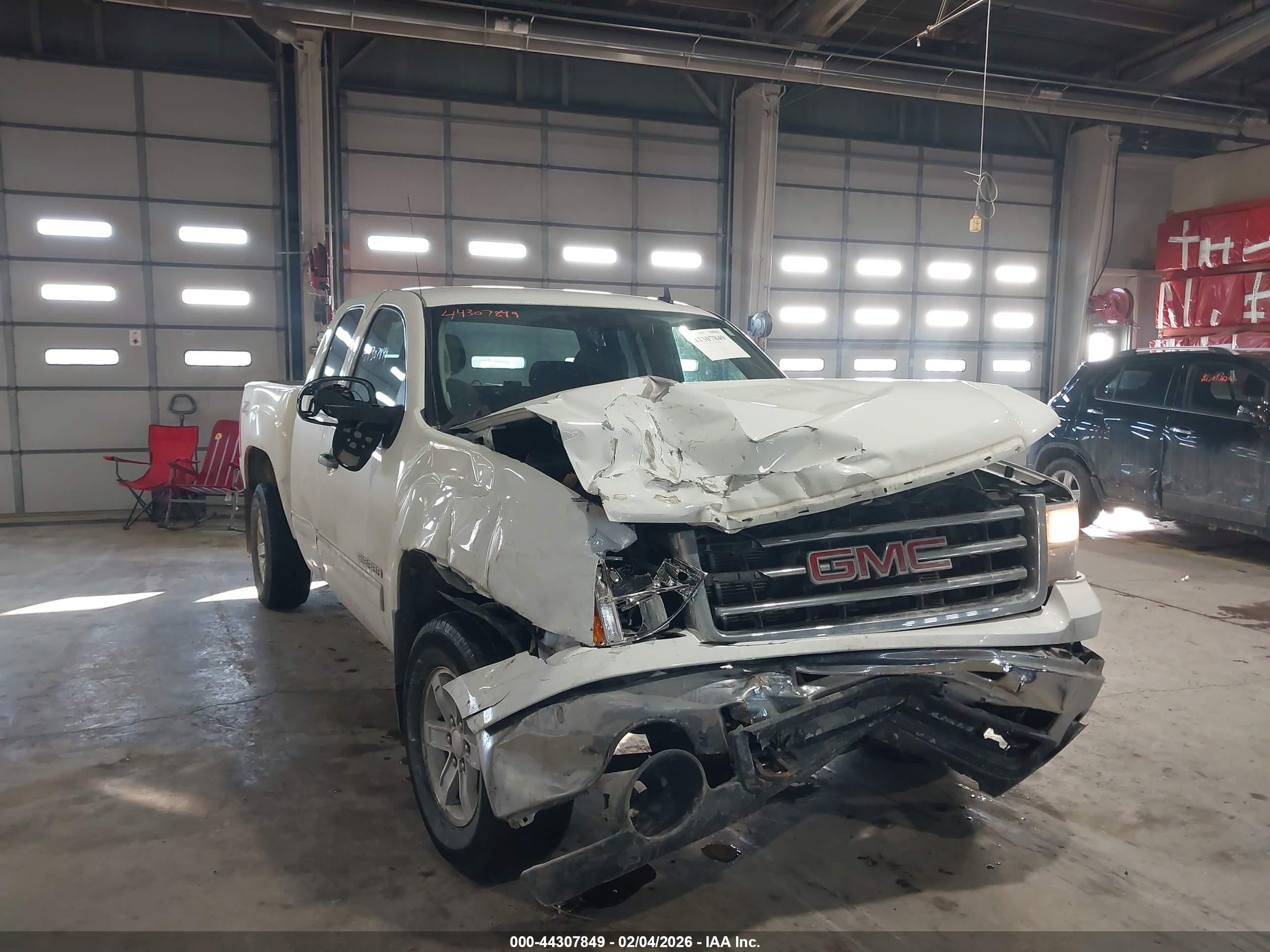 2013 Gmc Sierra 1500 Sle White vin: 1GTR2VE77DZ107195