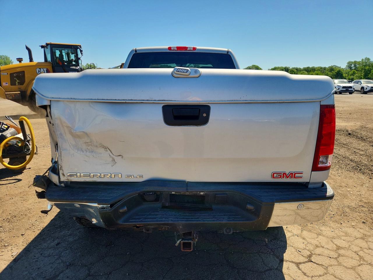 2013 Gmc Sierra K1500 Sle Серебряный vin: 1GTR2VE77DZ222802