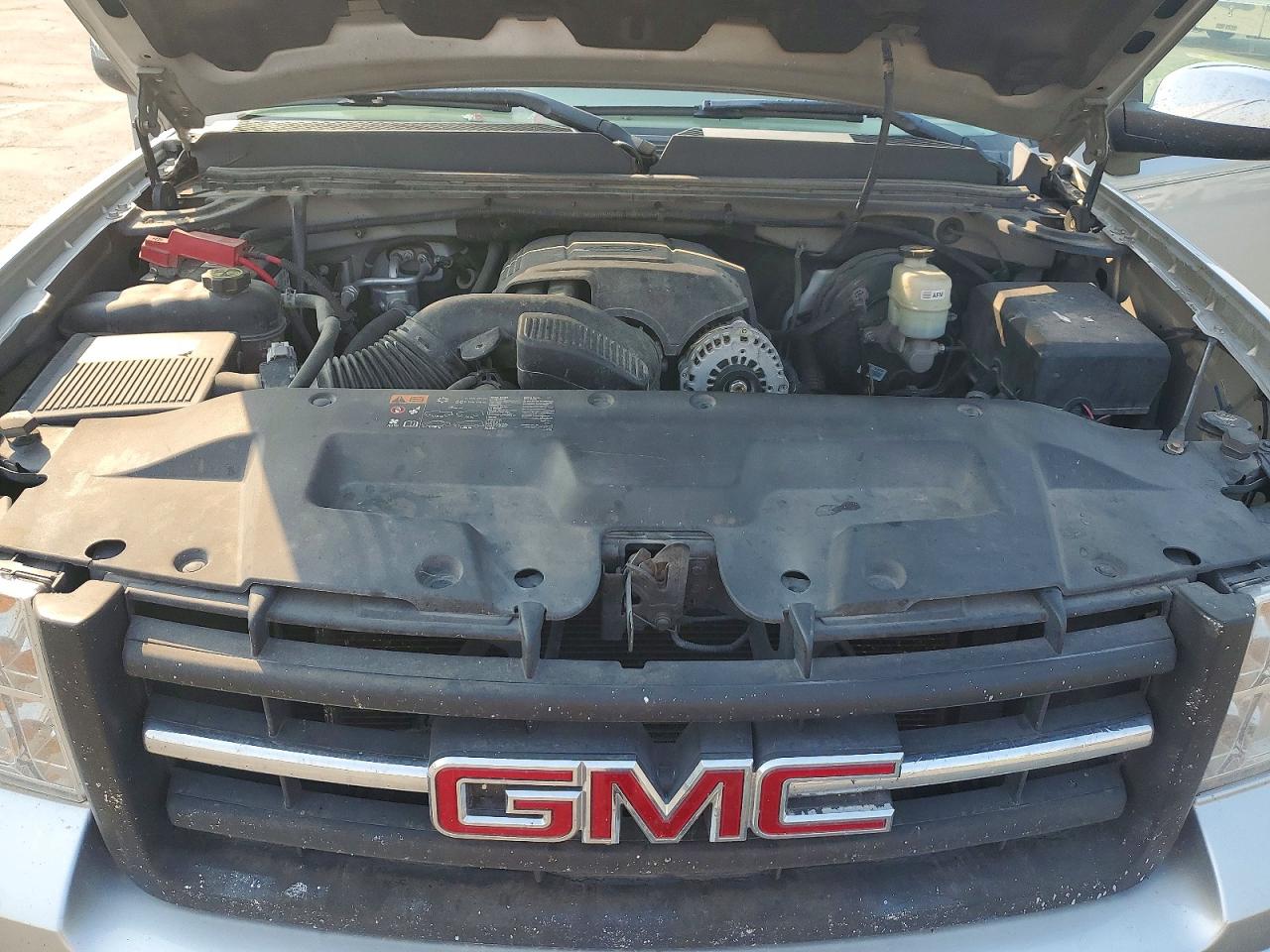 2013 Gmc Sierra K1500 Sle Silver vin: 1GTR2VE77DZ381917