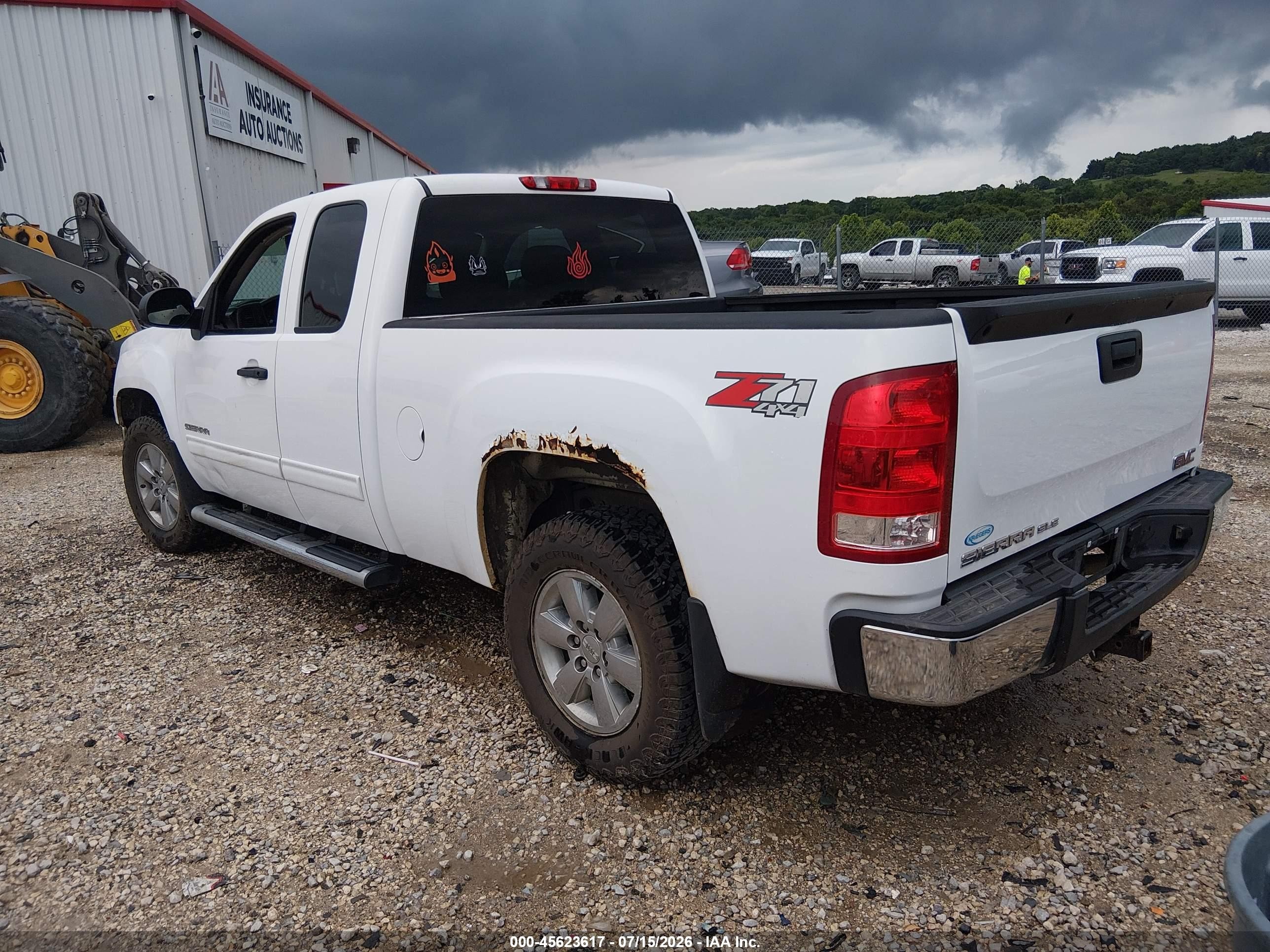 2013 Gmc Sierra 1500 Sle White vin: 1GTR2VE78DZ181709