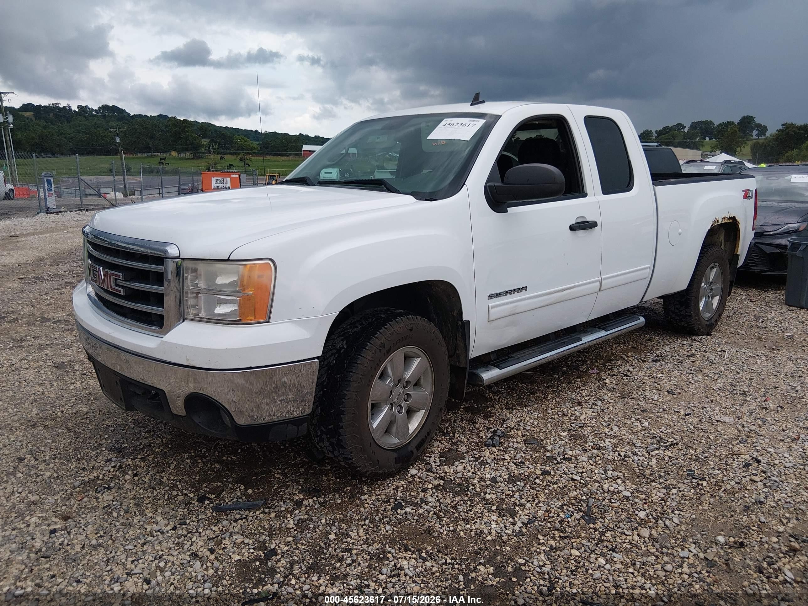 2013 Gmc Sierra 1500 Sle White vin: 1GTR2VE78DZ181709