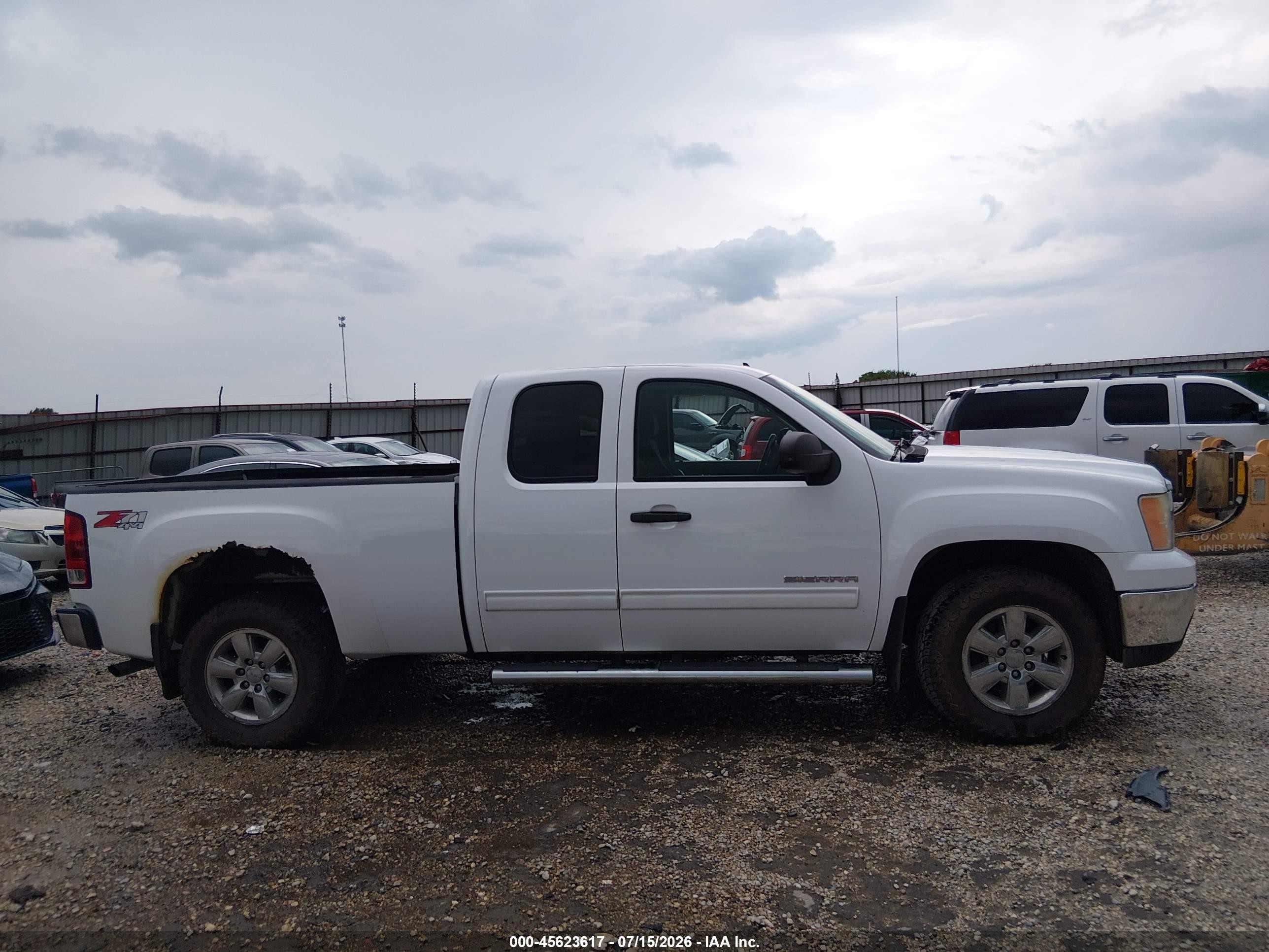 2013 Gmc Sierra 1500 Sle White vin: 1GTR2VE78DZ181709