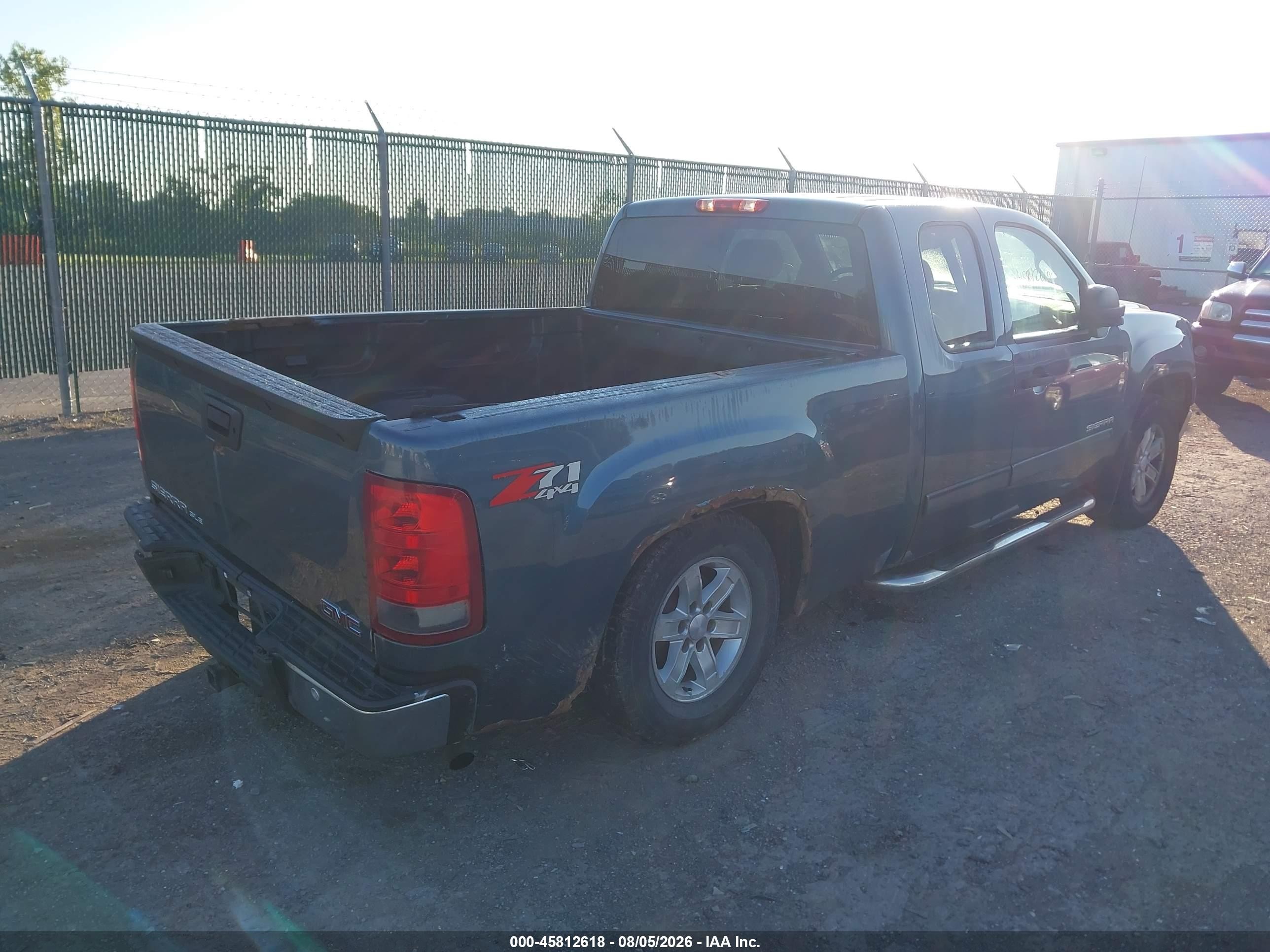2013 Gmc Sierra 1500 Sle Blue vin: 1GTR2VE78DZ220430