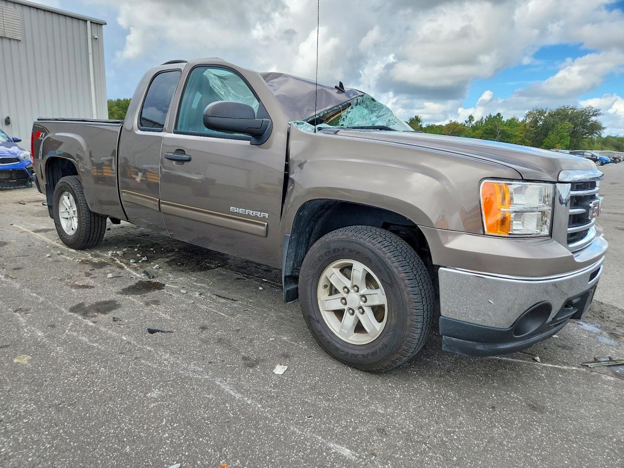 2013 Gmc Sierra K1500 Sle Gray vin: 1GTR2VE78DZ325002