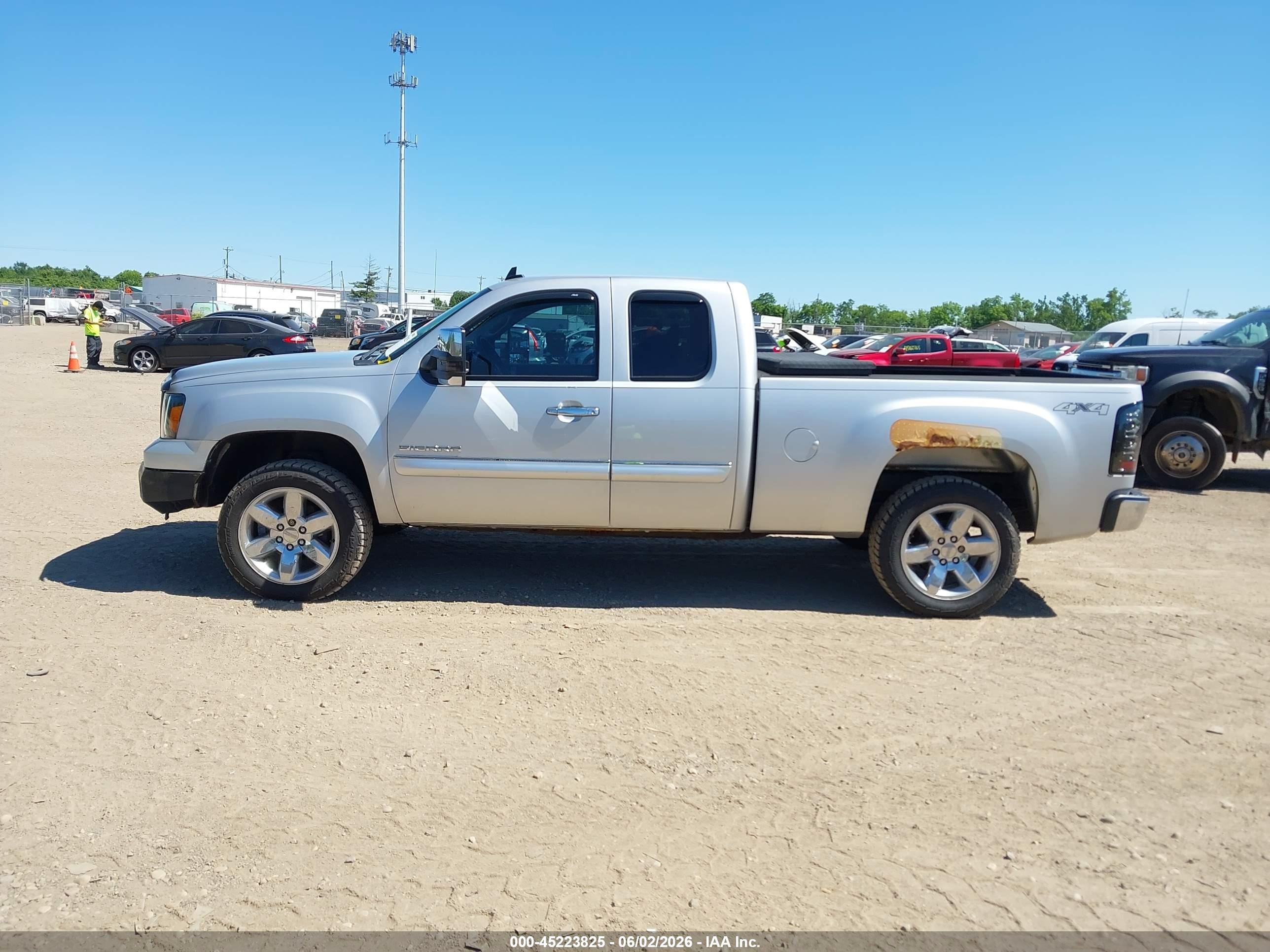 2012 Gmc Sierra 1500 Sle Серебряный vin: 1GTR2VE79CZ217065