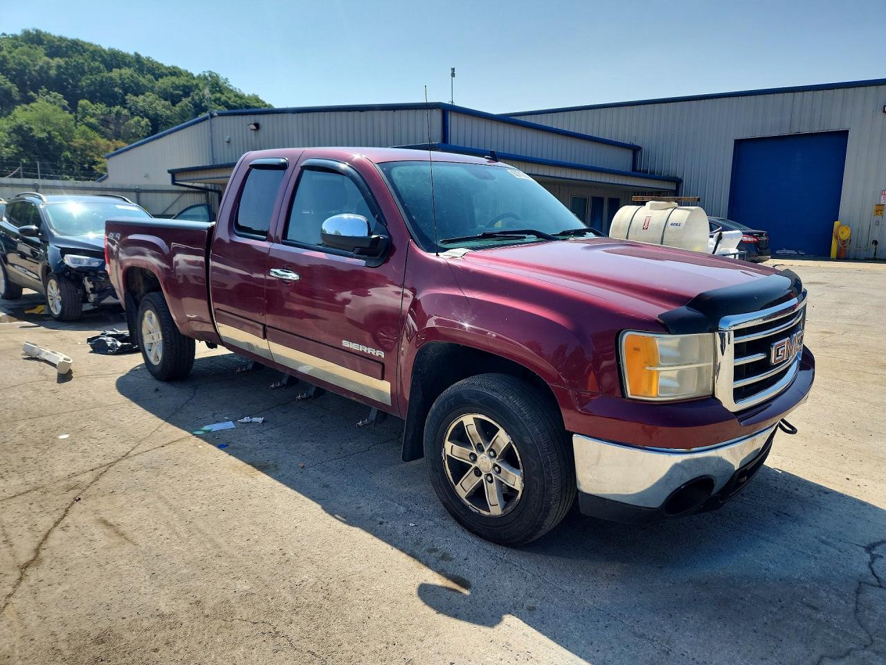 2013 Gmc Sierra K1500 Sle Бордовый vin: 1GTR2VE79DZ235468