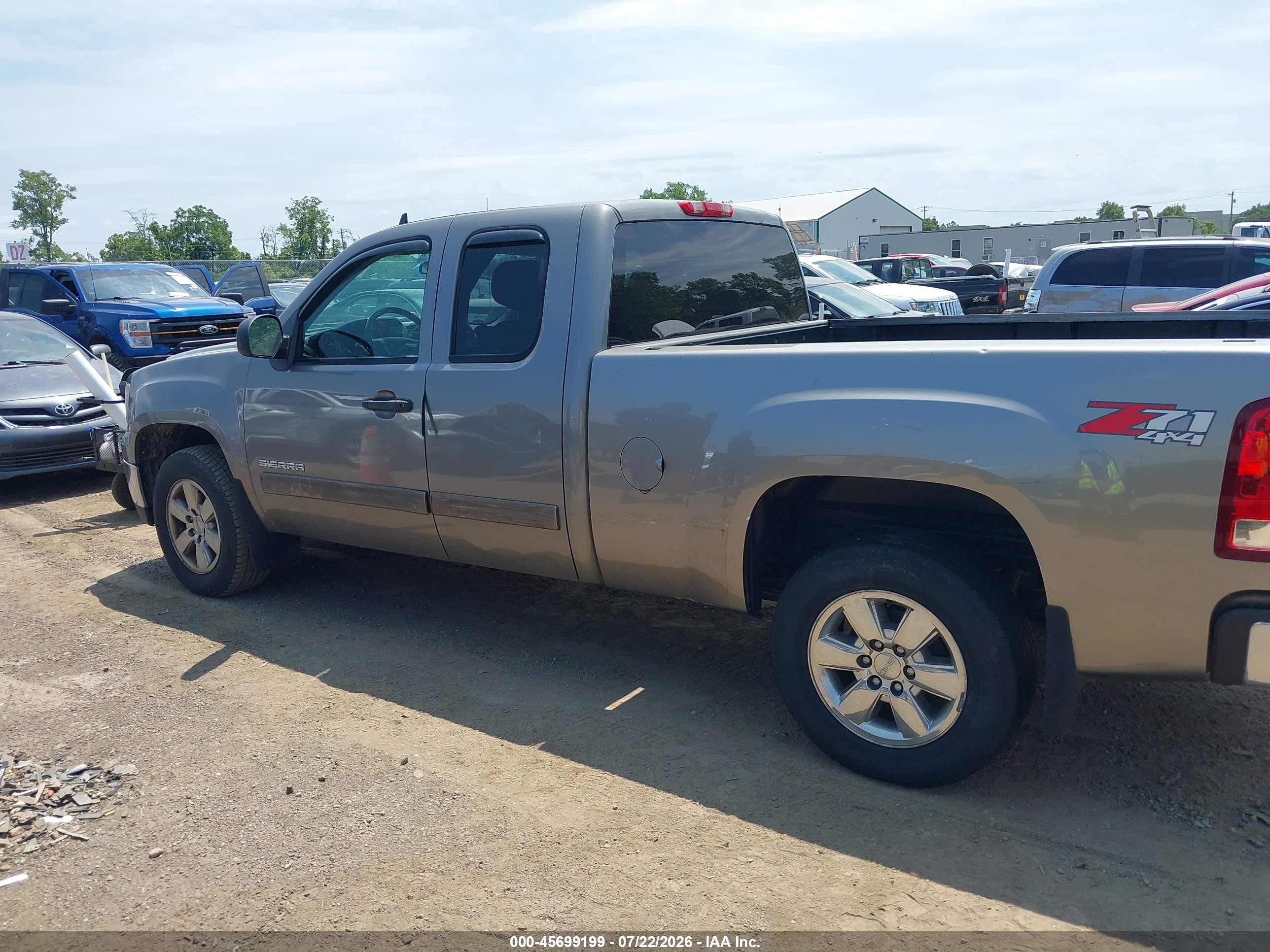2013 Gmc Sierra 1500 Sle Gray vin: 1GTR2VE79DZ375018