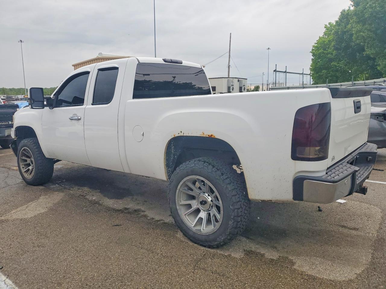 2013 Gmc Sierra K1500 Sle White vin: 1GTR2VE7XDZ303826
