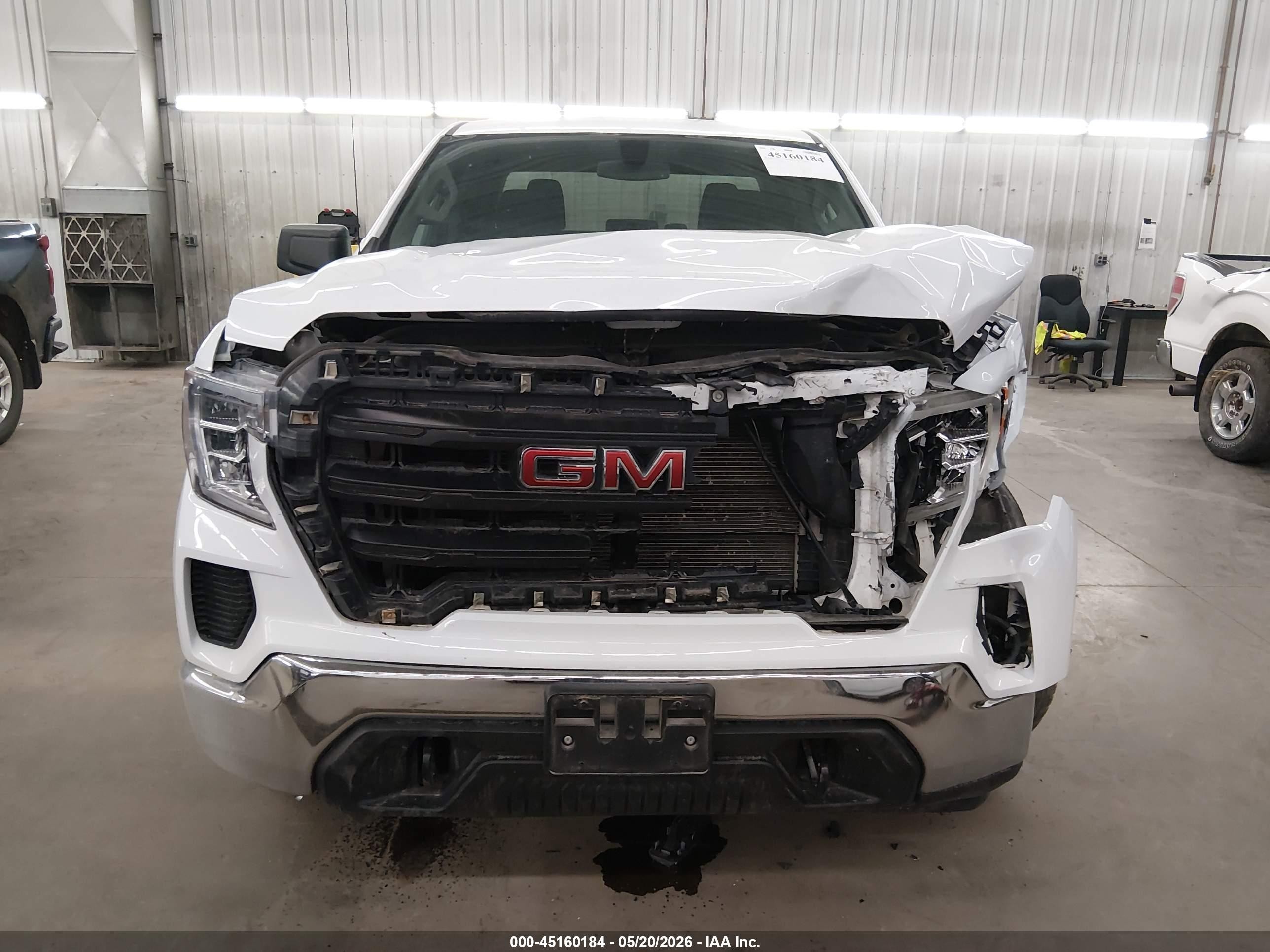 2021 Gmc Sierra 1500 Белый vin: 1GTR9AEF1MZ190912