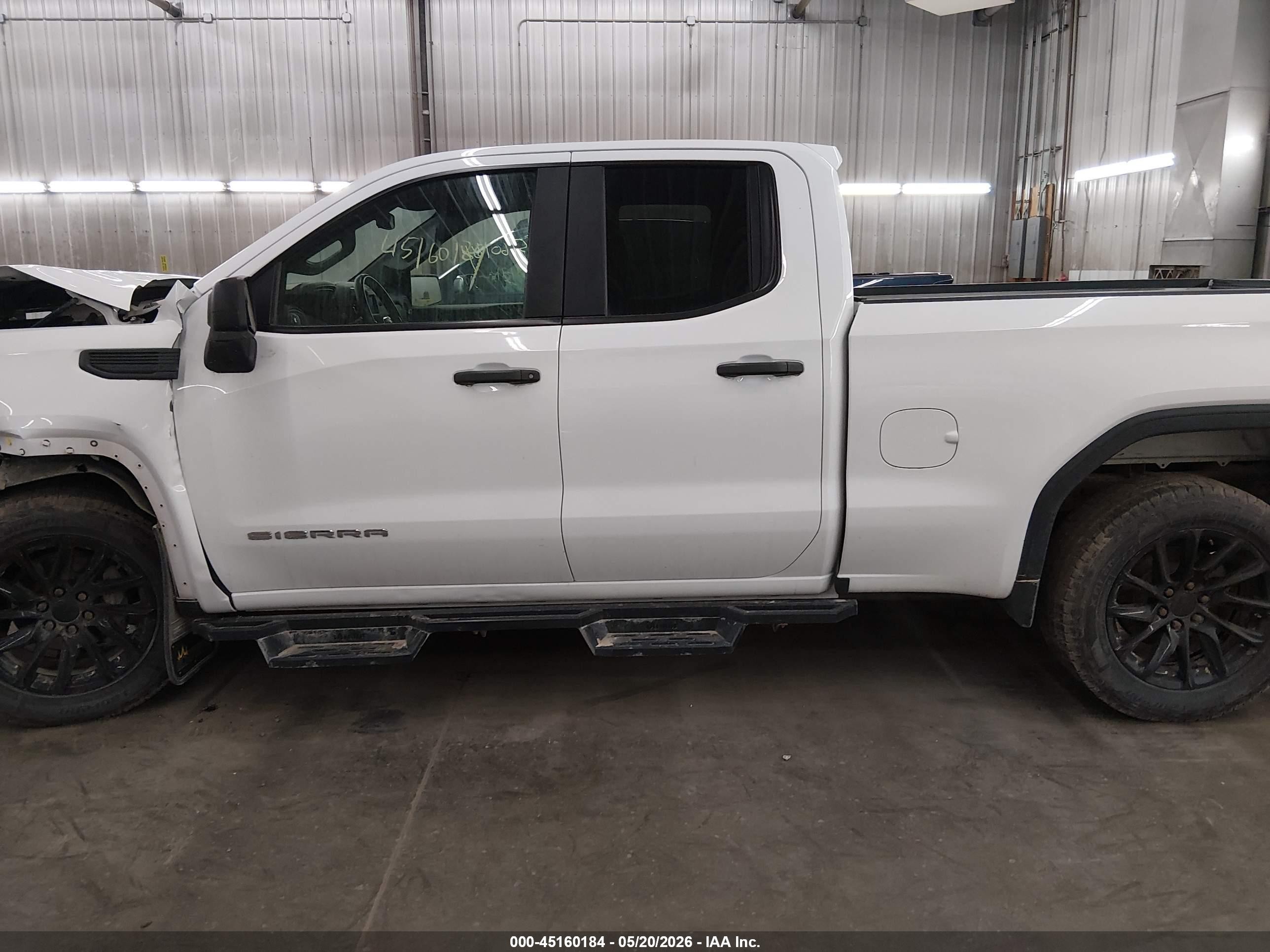 2021 Gmc Sierra 1500 Белый vin: 1GTR9AEF1MZ190912