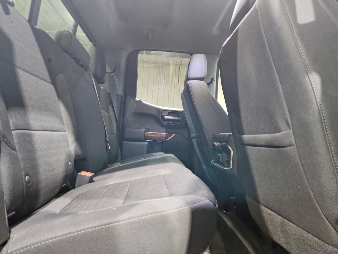 2021 Gmc Sierra K1500 Elevation Silver vin: 1GTR9CED0MZ253153