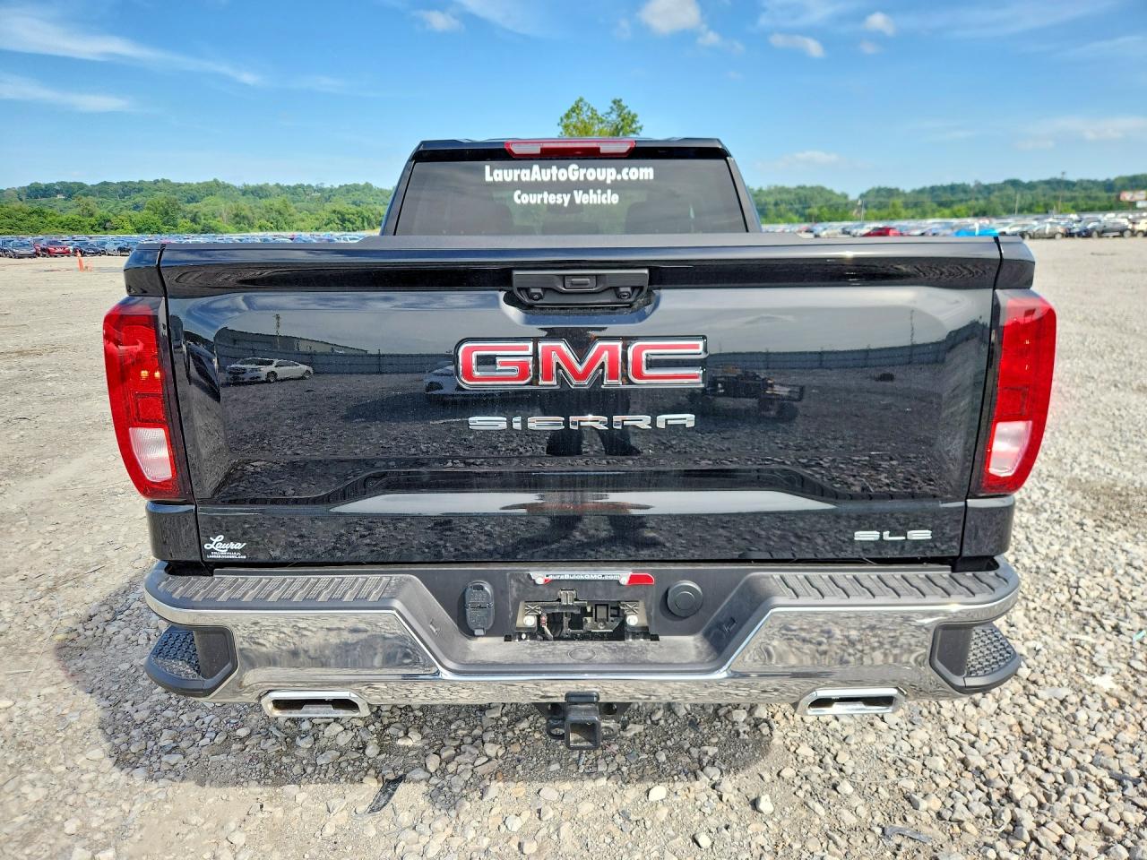 2026 Gmc Siera15002wd Black vin: 1GTRUBED9TZ316340