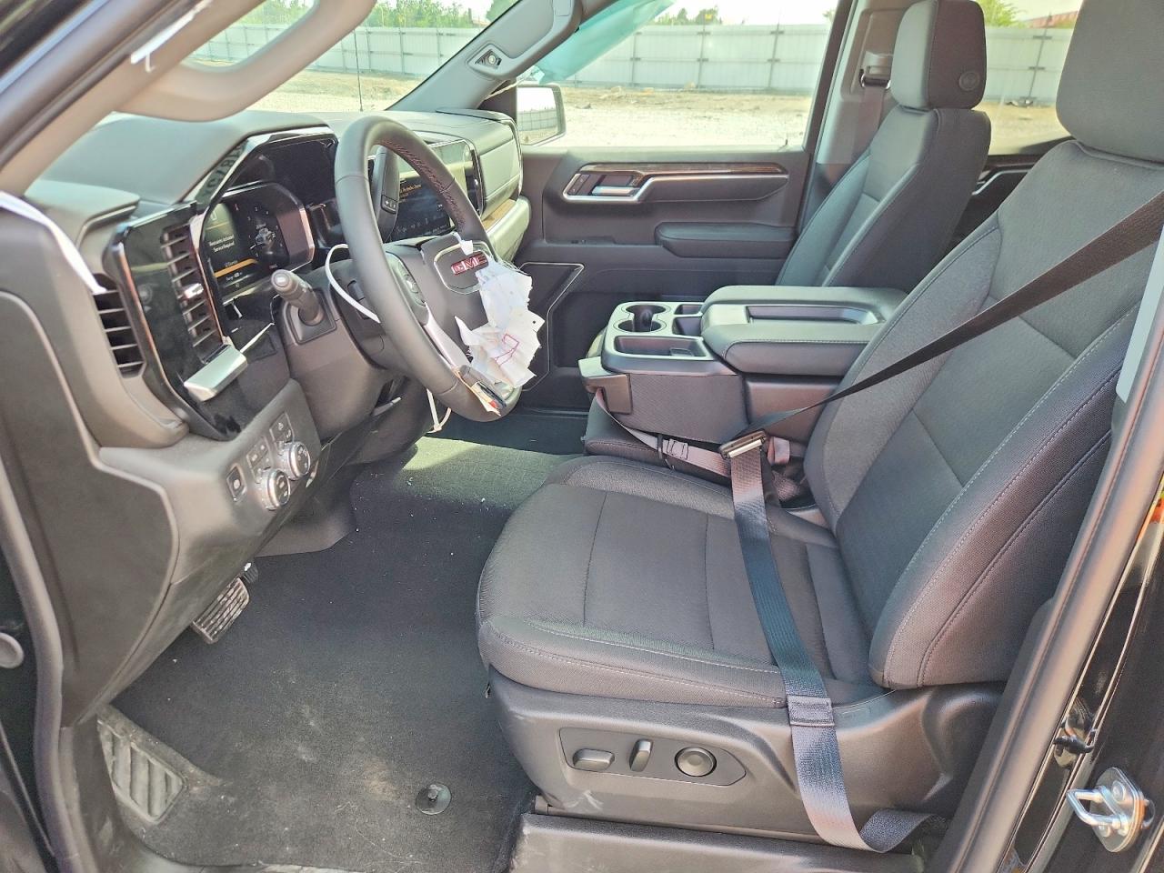 2026 Gmc Siera15002wd Black vin: 1GTRUBED9TZ316340