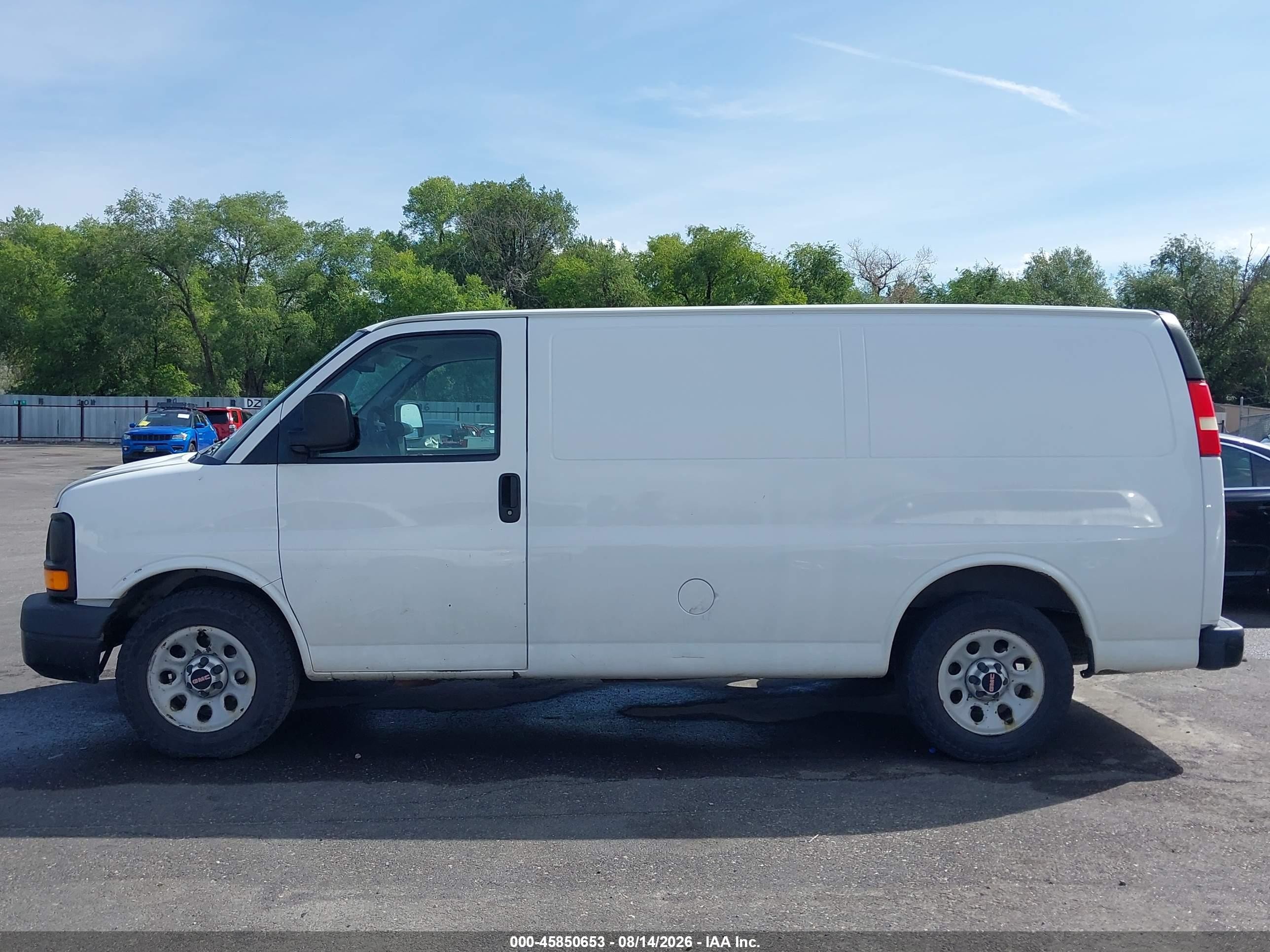 2011 Gmc Savana 1500 Work Van White vin: 1GTS7AFX9B1190456