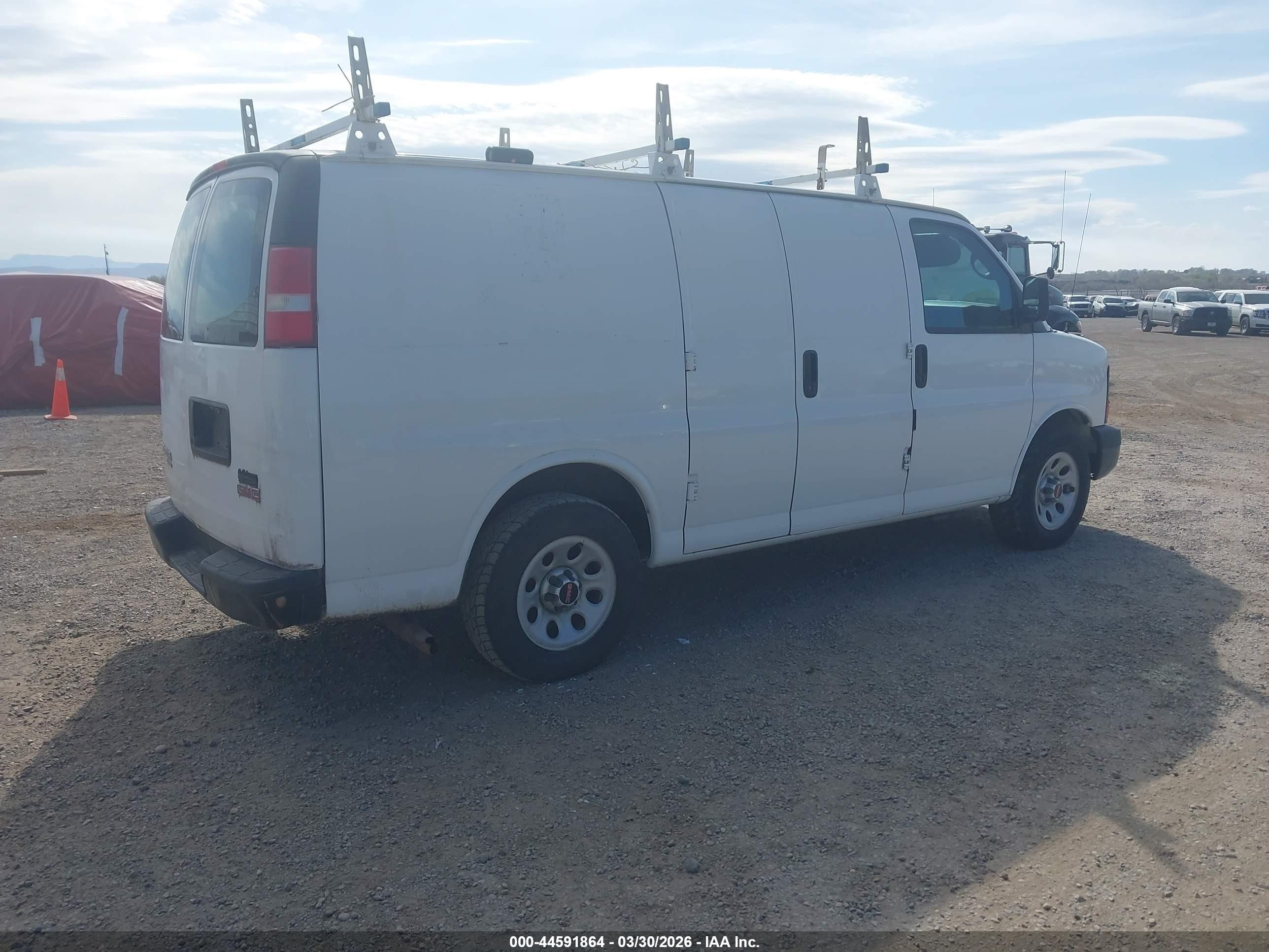 2014 Gmc Savana 1500 Work Van White vin: 1GTS8AF42E1170959