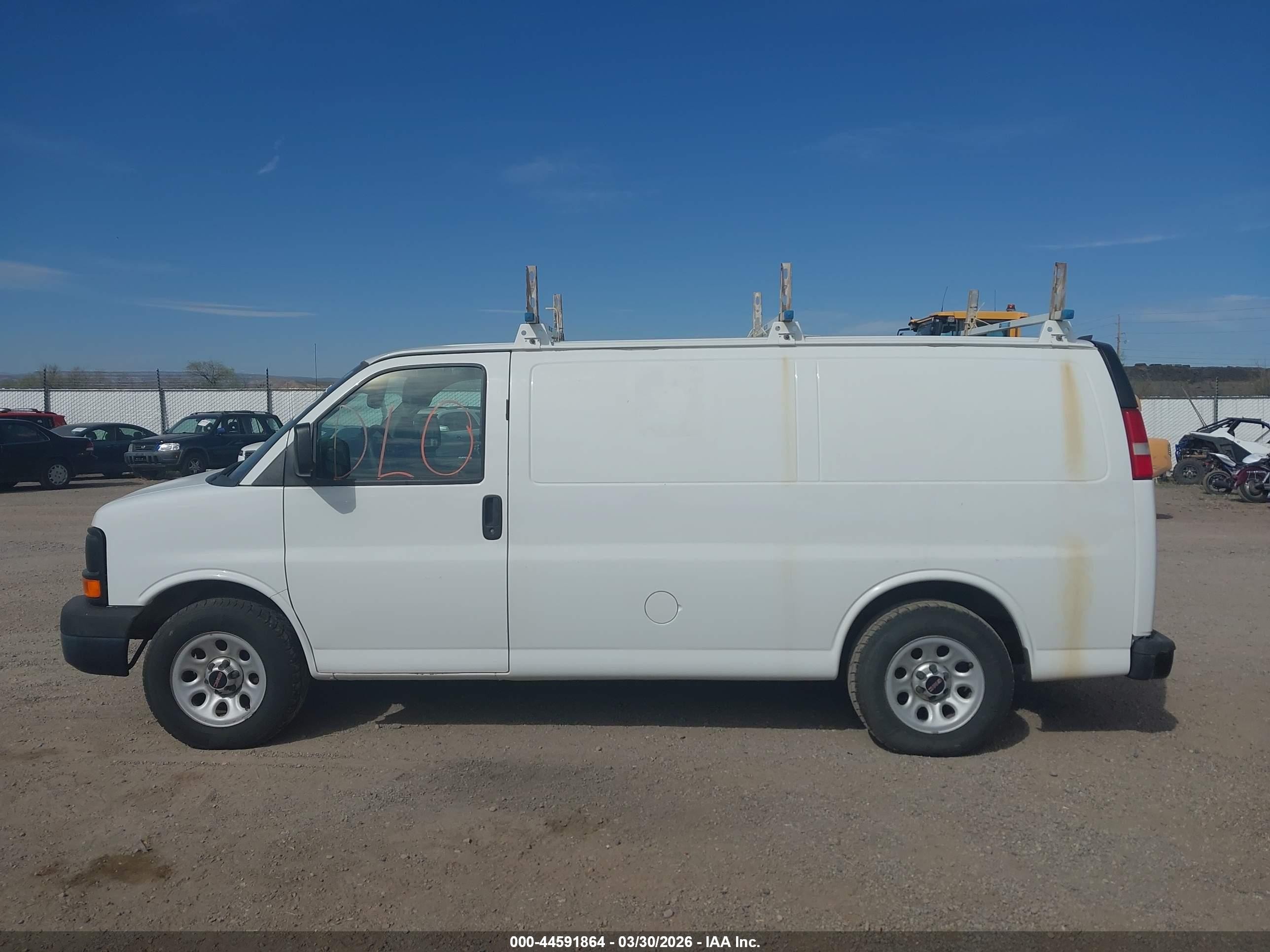 2014 Gmc Savana 1500 Work Van White vin: 1GTS8AF42E1170959