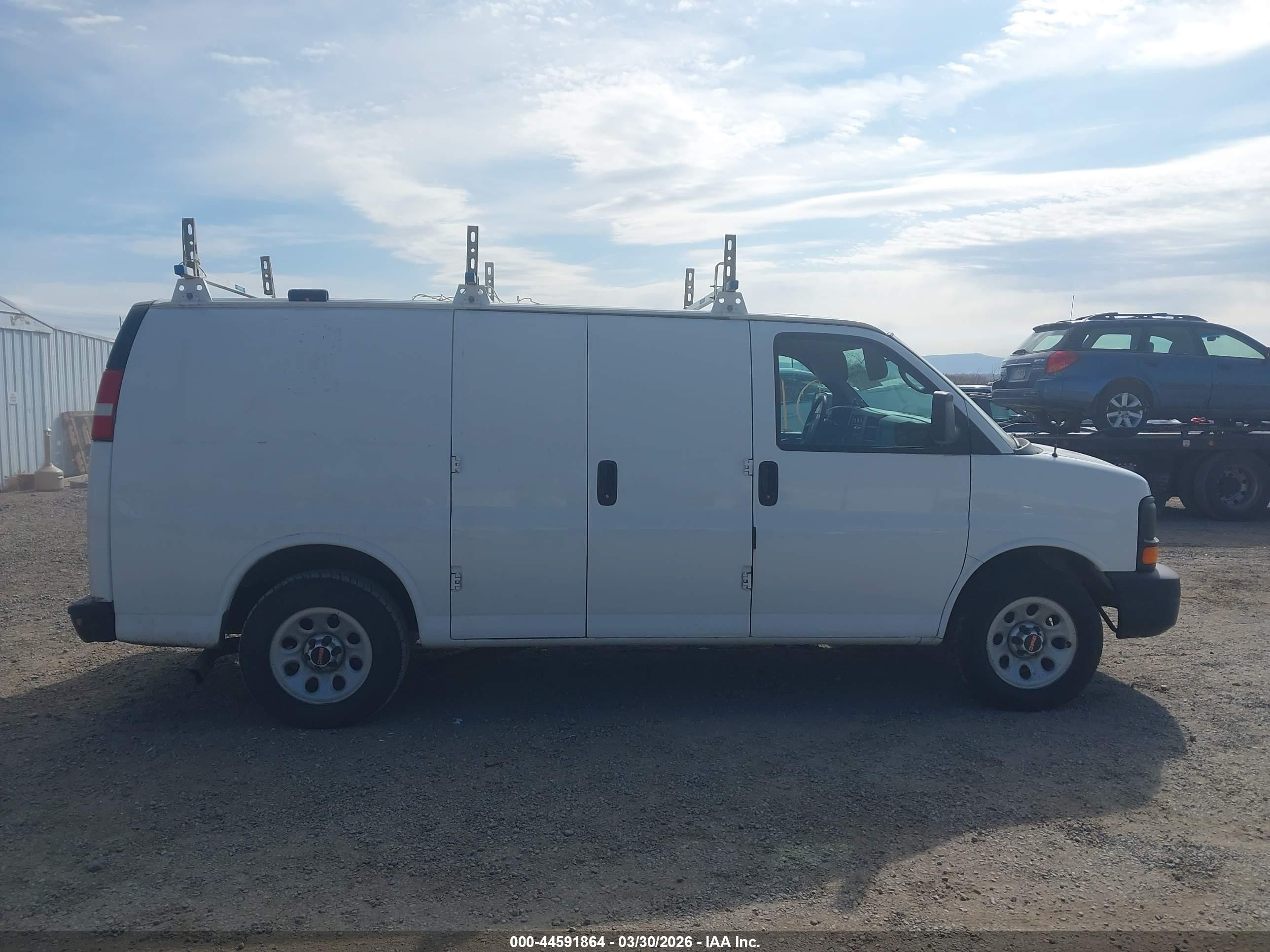 2014 Gmc Savana 1500 Work Van White vin: 1GTS8AF42E1170959