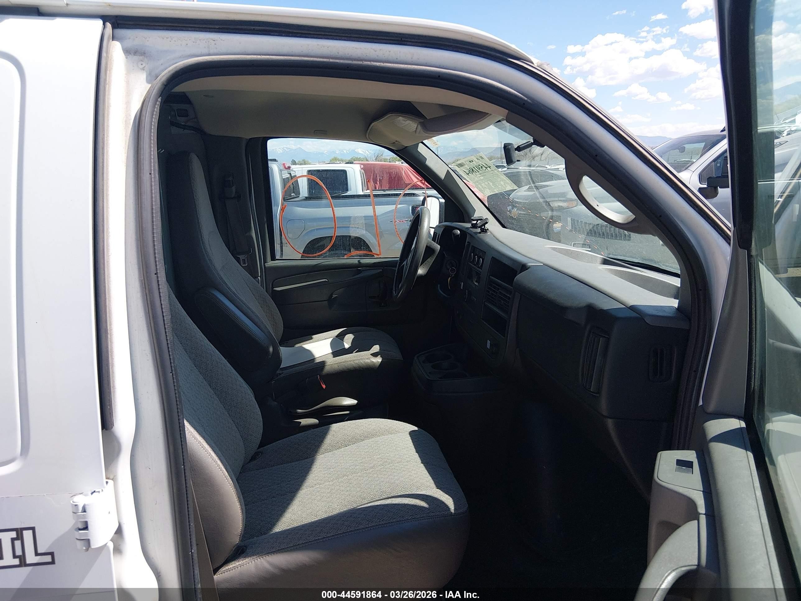 2014 Gmc Savana 1500 Work Van White vin: 1GTS8AF42E1170959