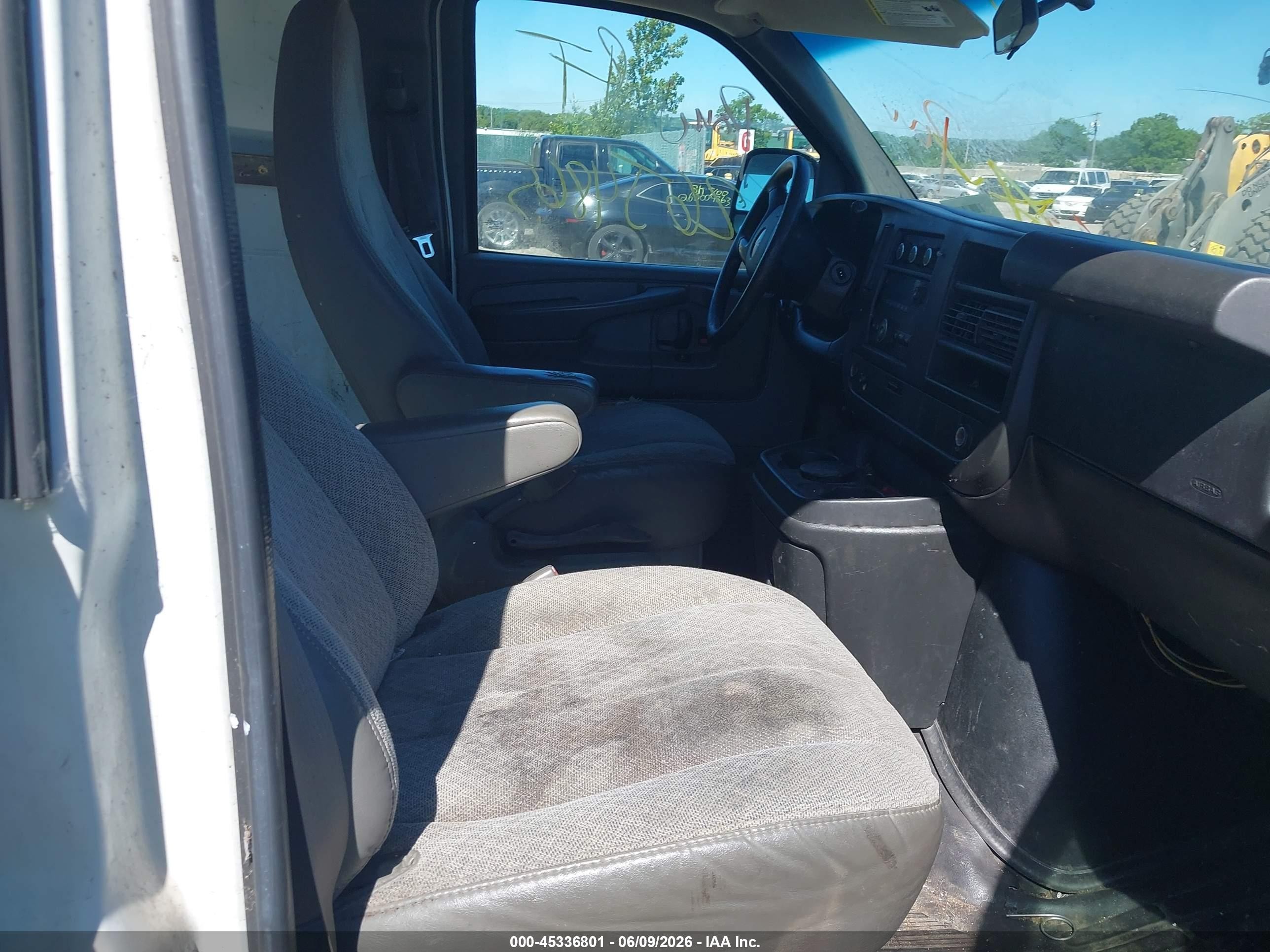 2012 Gmc Savana 1500 Work Van White vin: 1GTS8AF47C1134651