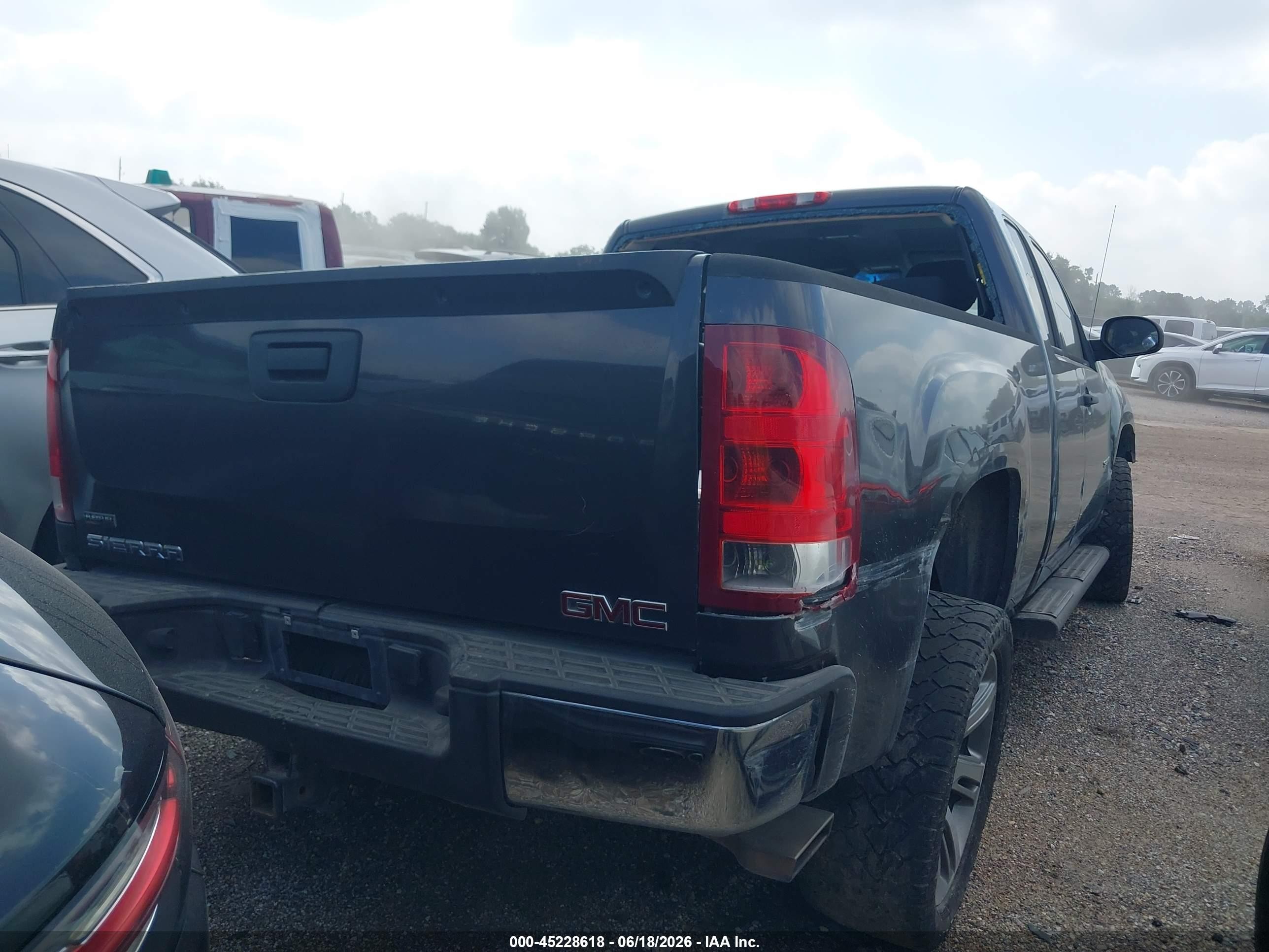 2010 Gmc Sierra 1500 Work Truck Gray vin: 1GTSCTEA2AZ230333