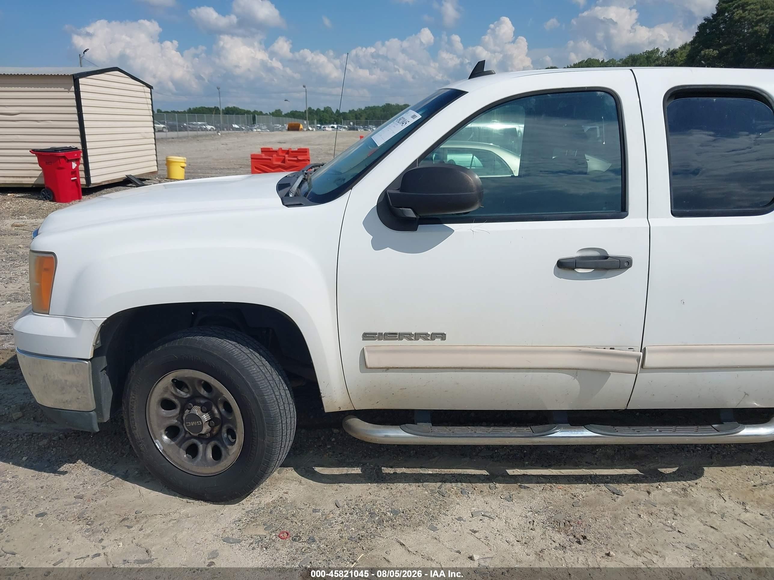 2010 Gmc Sierra 1500 Sl White vin: 1GTSCUEA0AZ228103