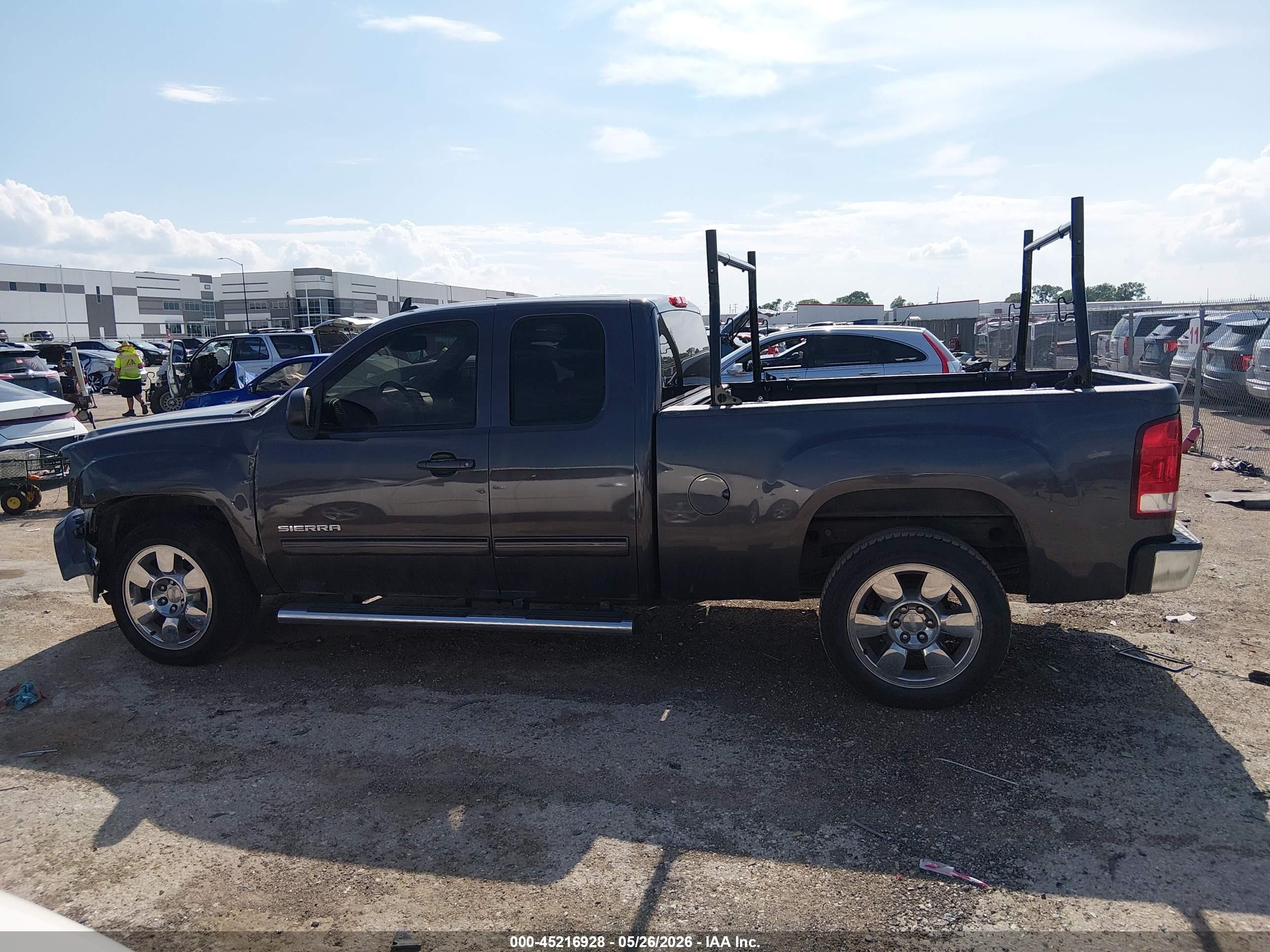 2010 Gmc Sierra C1500 Sle Gray vin: 1GTSCVE01AZ250415