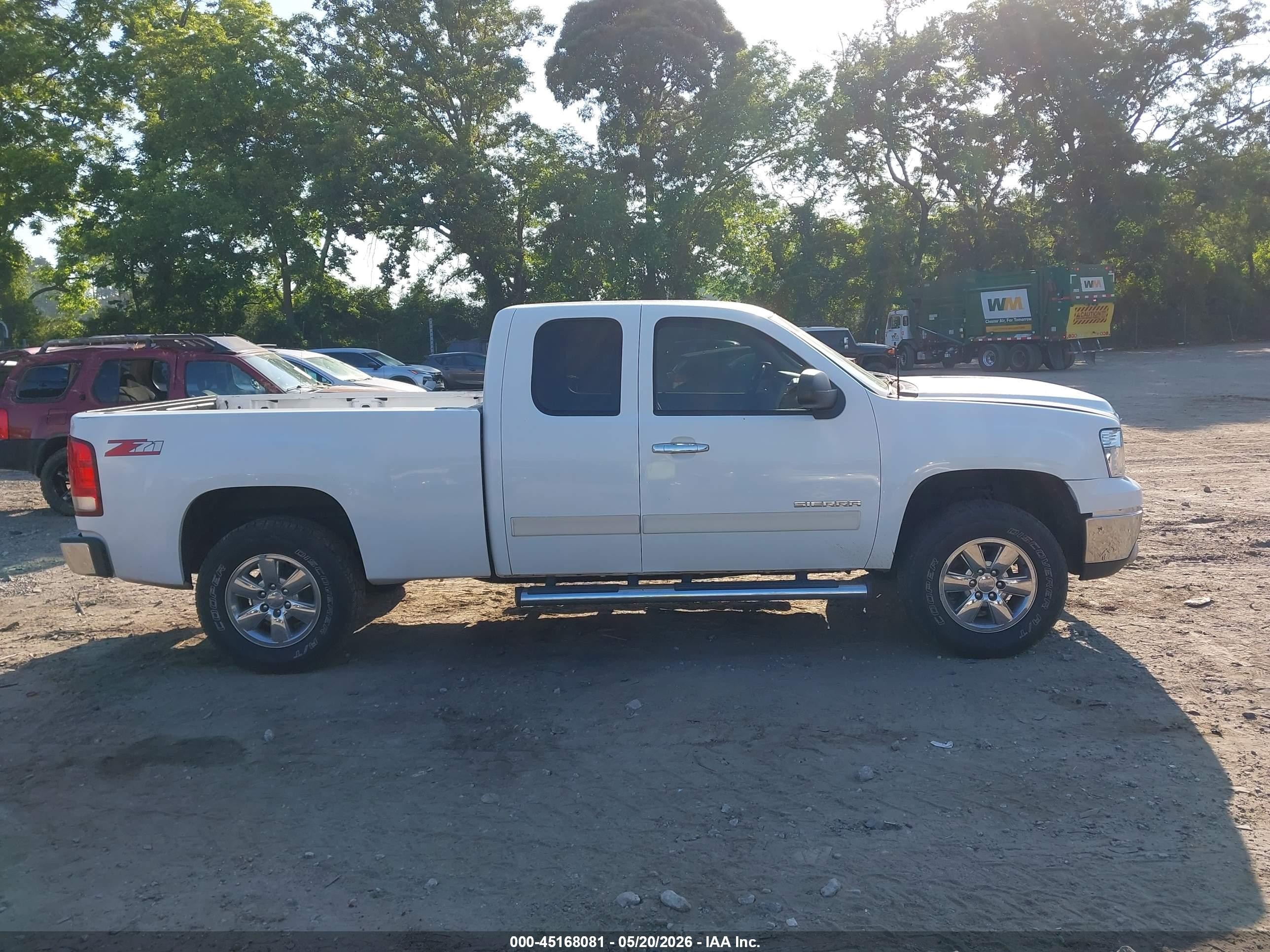 2010 Gmc Sierra 1500 Sle White vin: 1GTSCVE05AZ170681