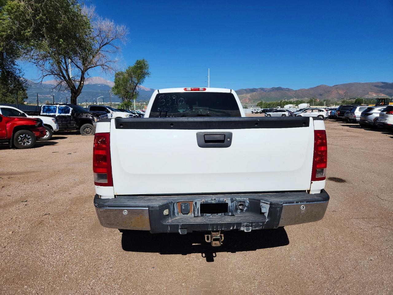 2010 Gmc Sierra K1500 Sle White vin: 1GTSKVE08AZ288775