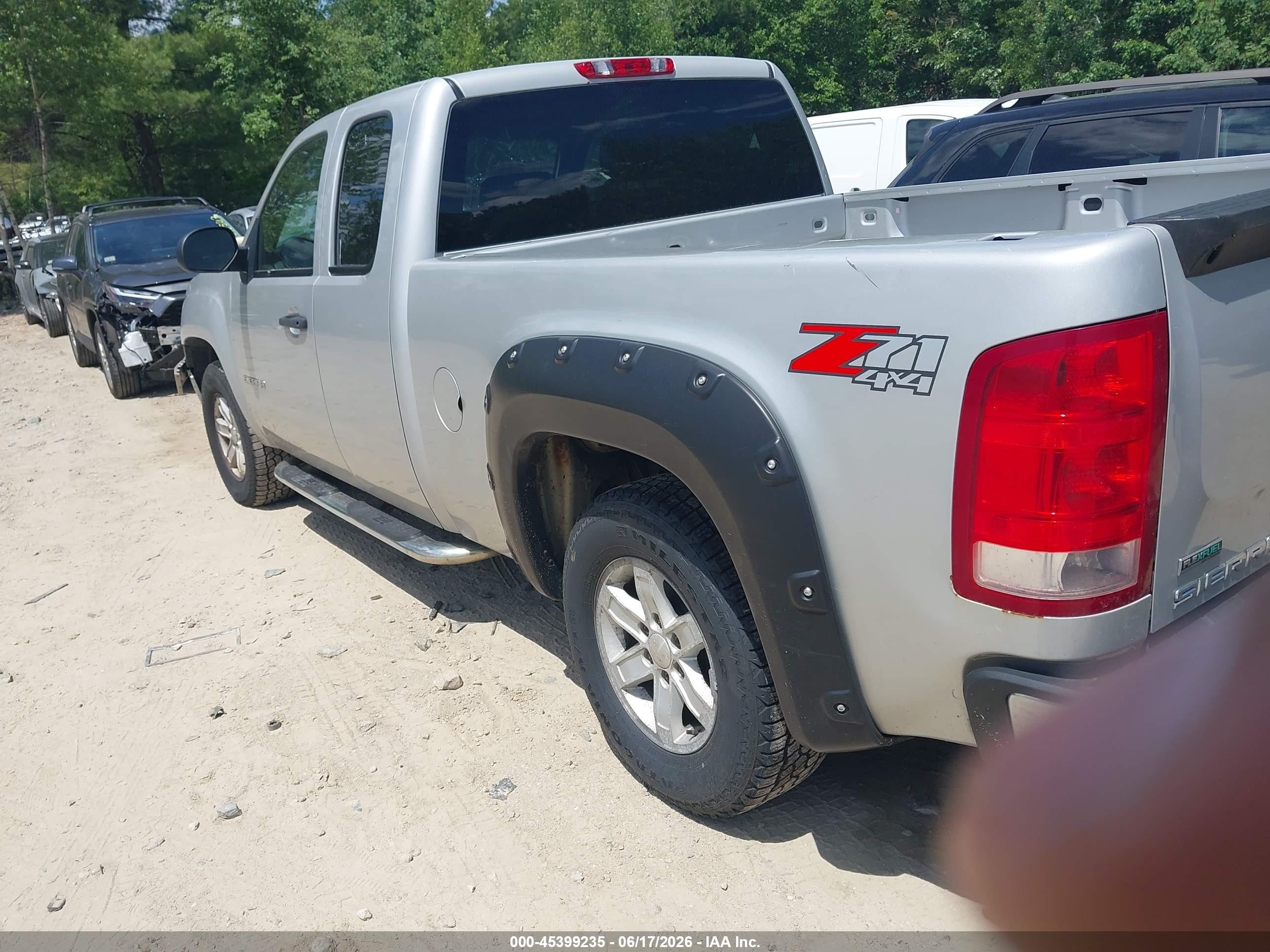 2010 Gmc Sierra 1500 Sle Silver vin: 1GTSKVE31AZ156614