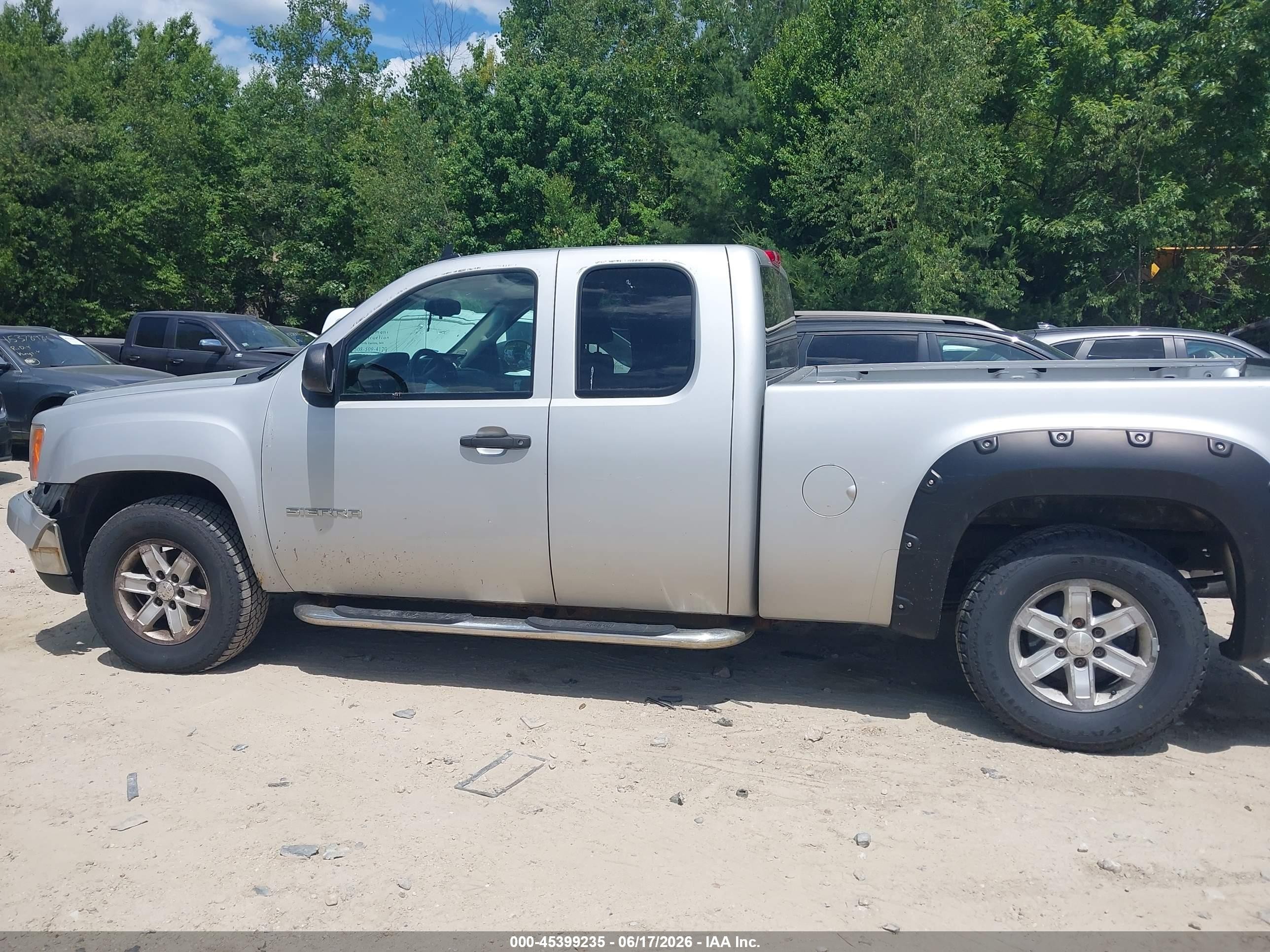 2010 Gmc Sierra 1500 Sle Silver vin: 1GTSKVE31AZ156614