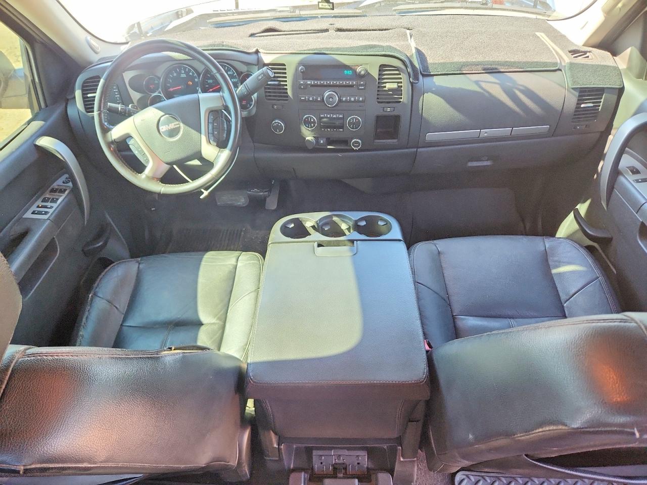 2010 Gmc Sierra K1500 Sle Silver vin: 1GTSKVE34AZ298150