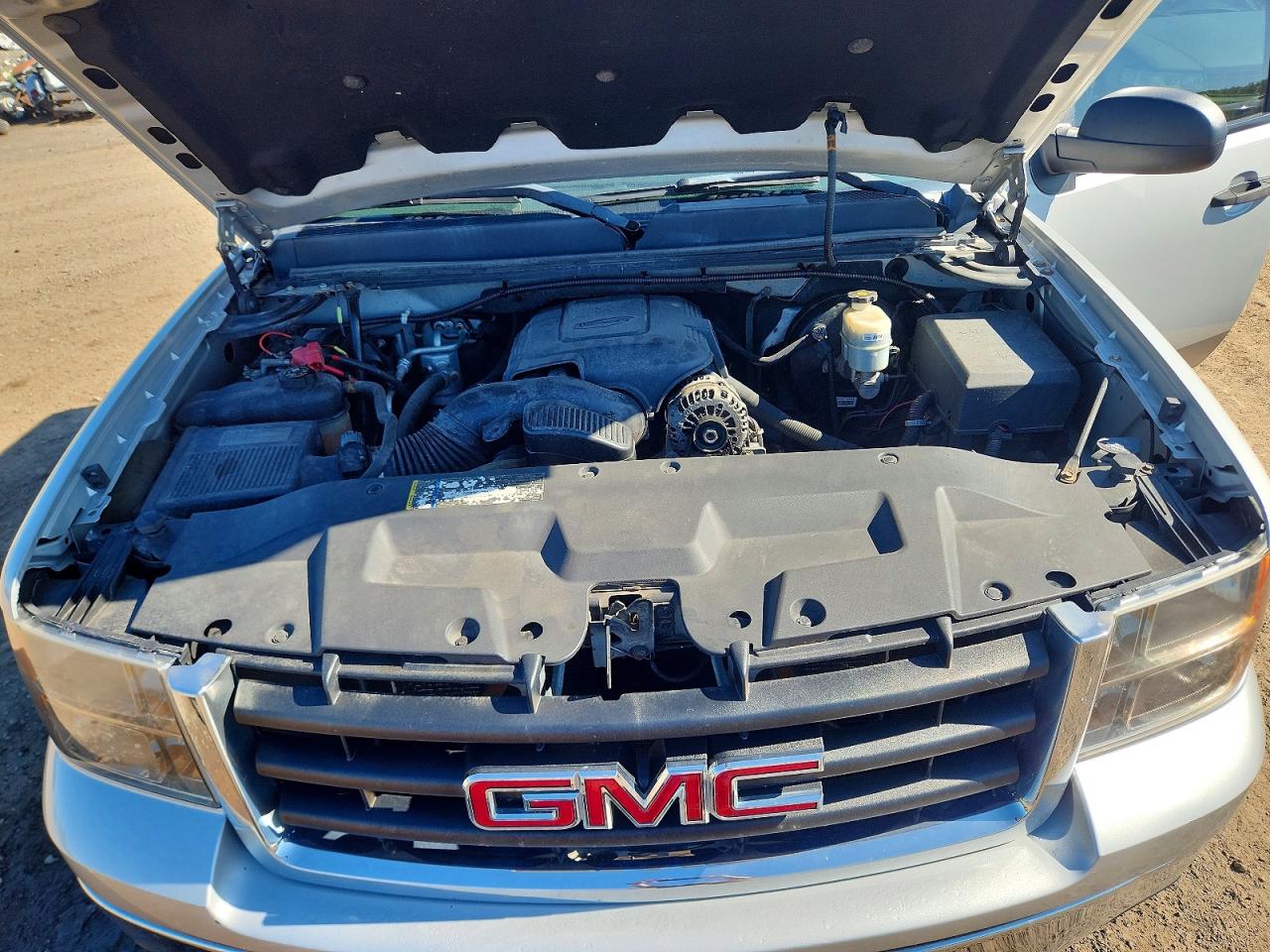 2010 Gmc Sierra K1500 Sle Silver vin: 1GTSKVE34AZ298150