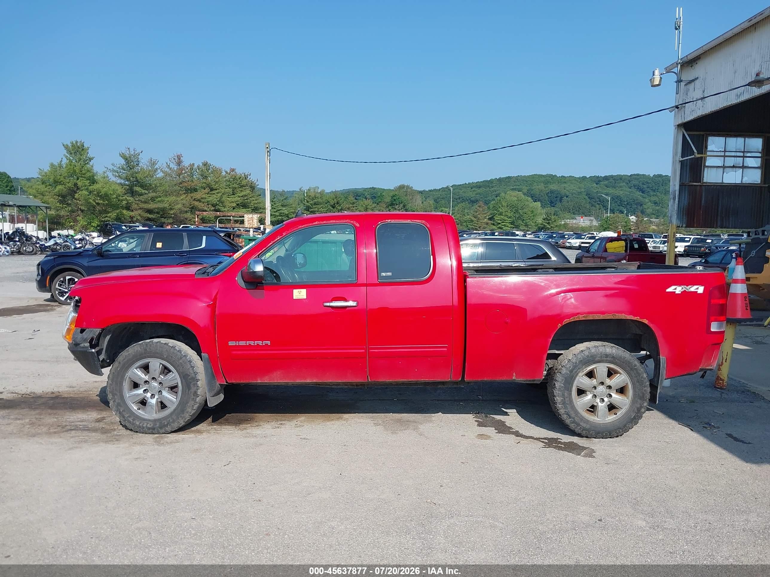 2010 Gmc Sierra 1500 Sle Red vin: 1GTSKVE38AZ208160