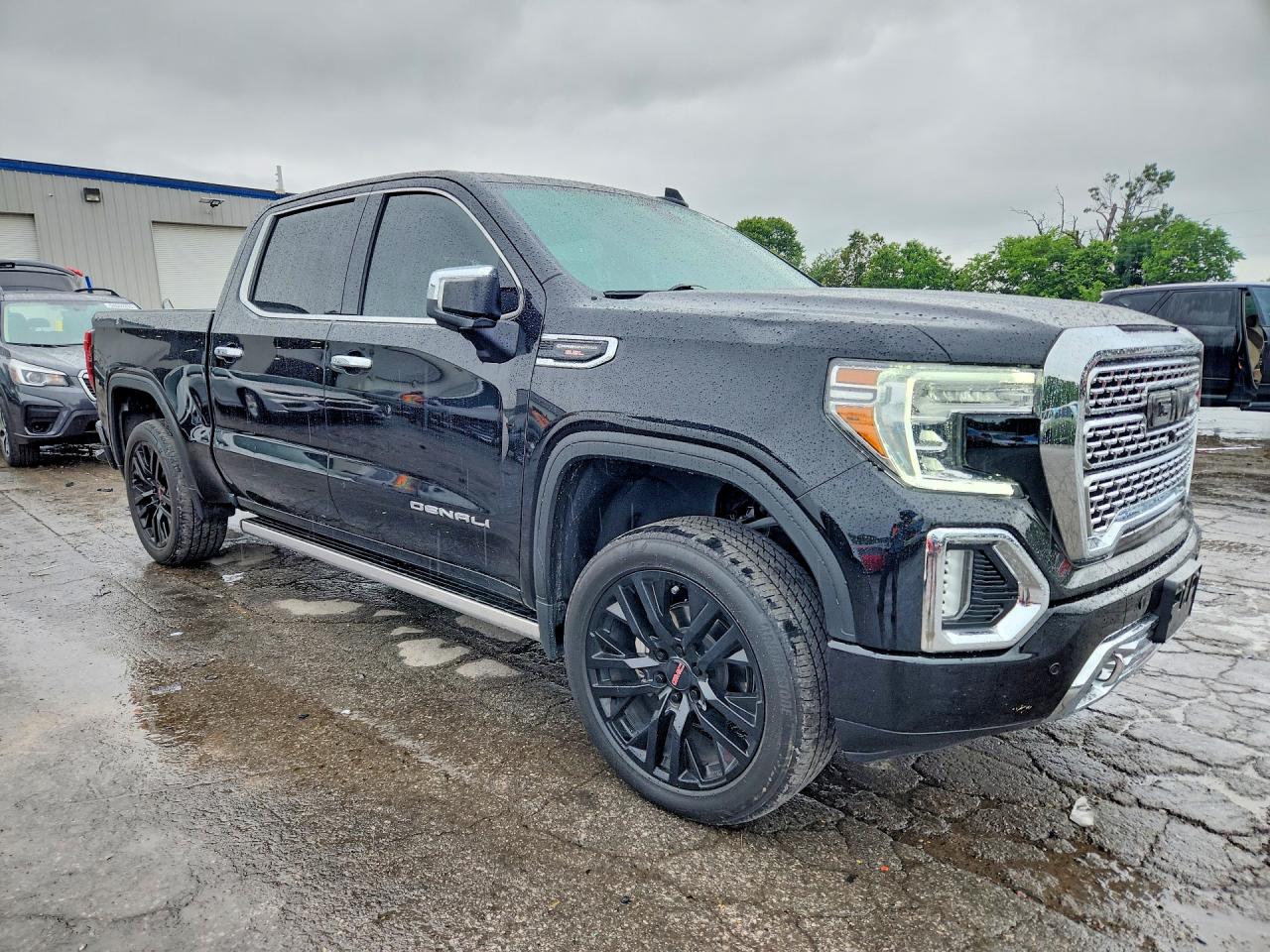 2021 Gmc Sierra K1500 Denali Черный vin: 1GTU9FEL1MZ358156