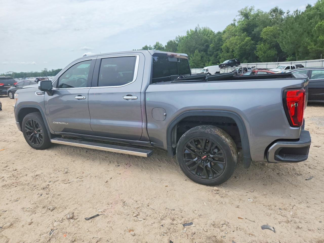 2021 Gmc Sierra K1500 Denali Silver vin: 1GTU9FEL8MZ280698