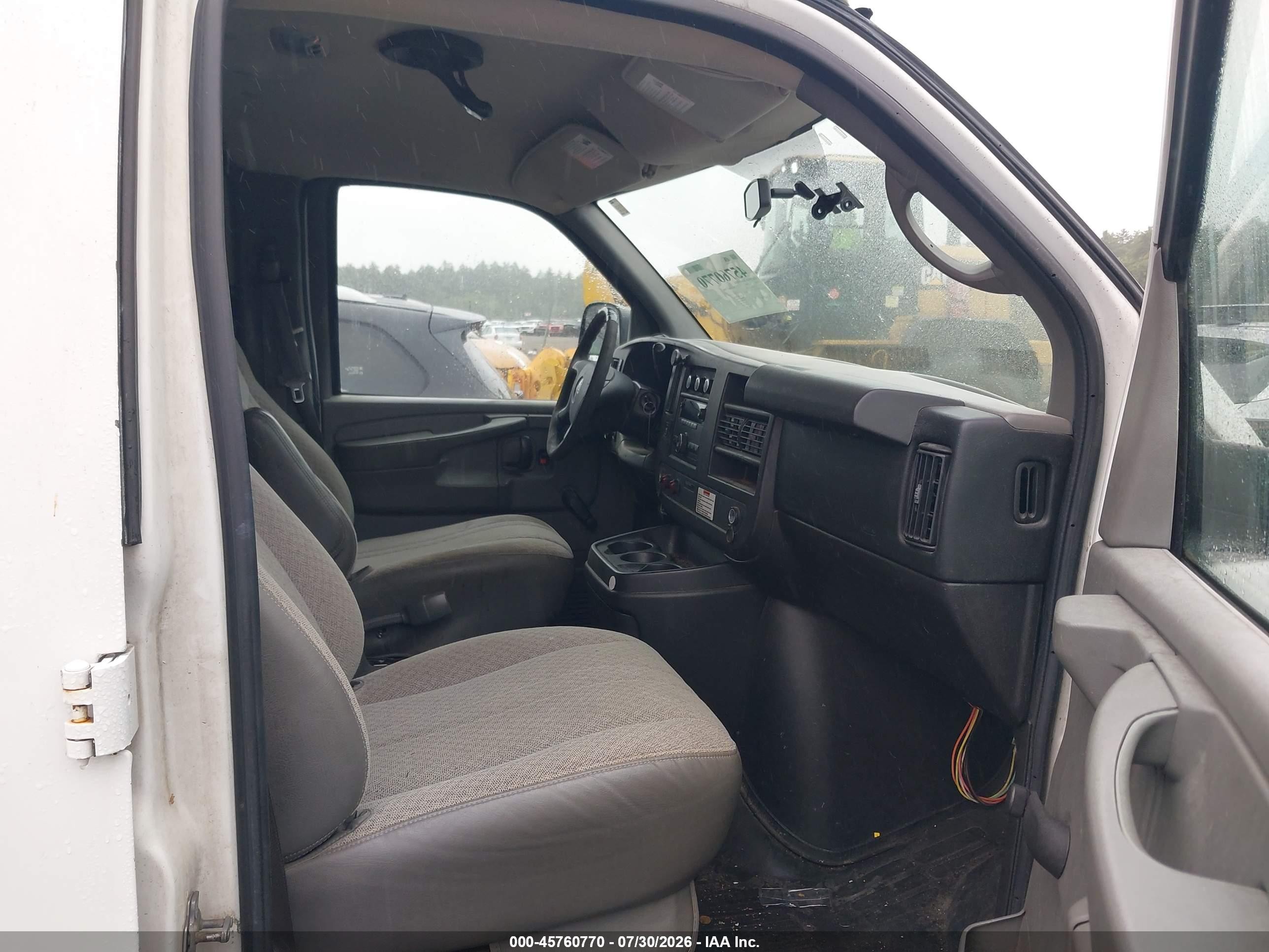 2010 Gmc Savana 1500 Work Van White vin: 1GTUHAD46A1142619