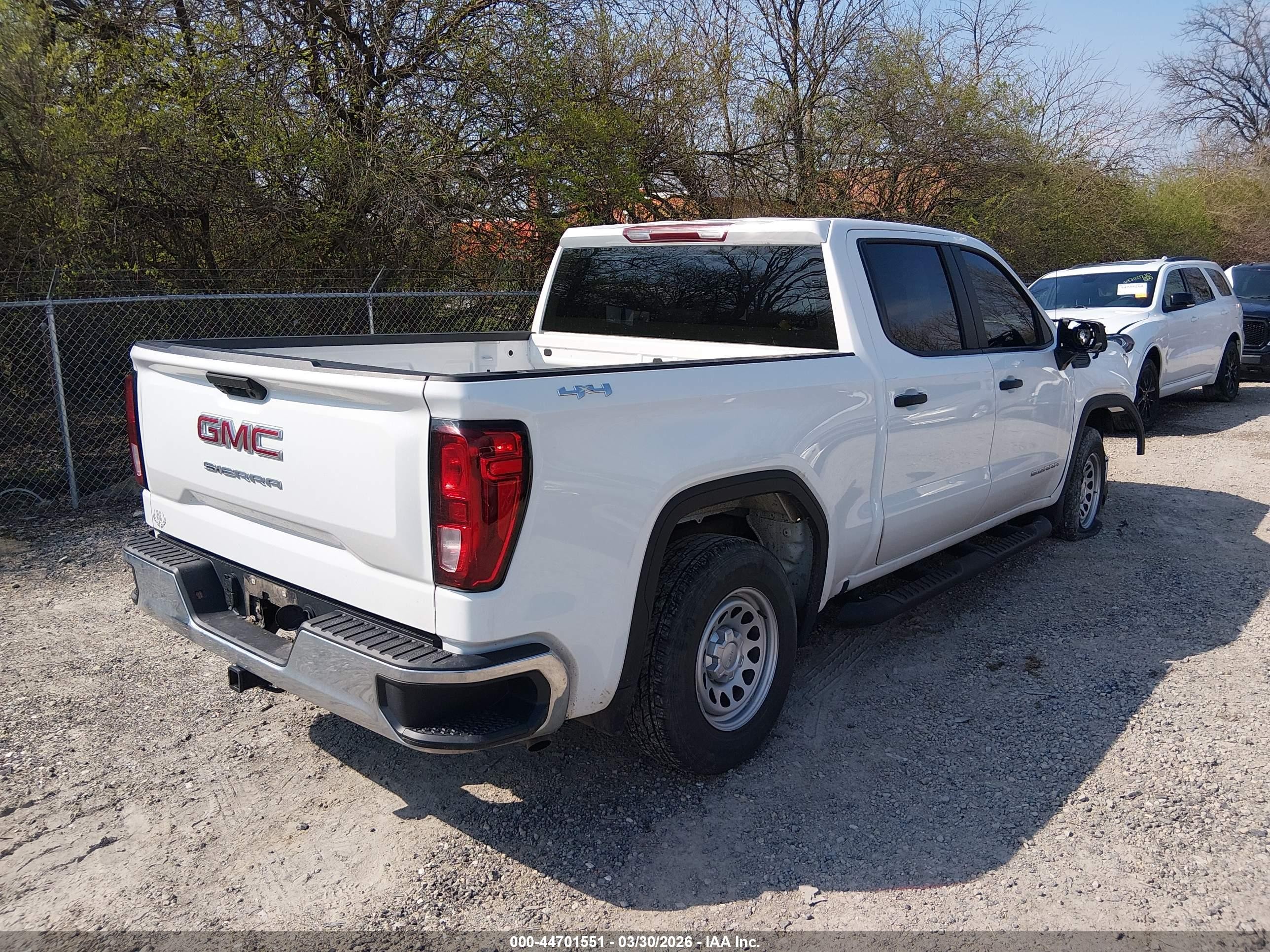 2024 Gmc Sierra 1500 4wd  Short Box Pro White vin: 1GTUUAED0RZ150819