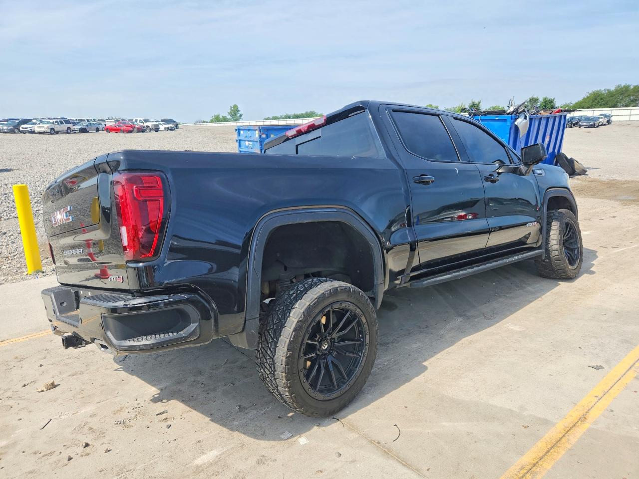 2025 Gmc Sierra K1500 At4 Black vin: 1GTUUEE80SZ261189