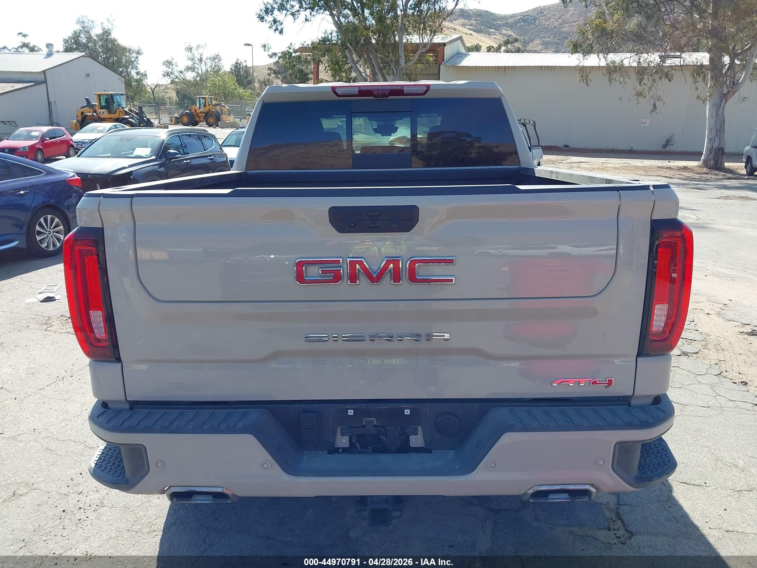2026 Gmc Sierra 1500 , Short Bed, At4, 4wd Желто-коричневый vin: 1GTUUEELXTZ258743