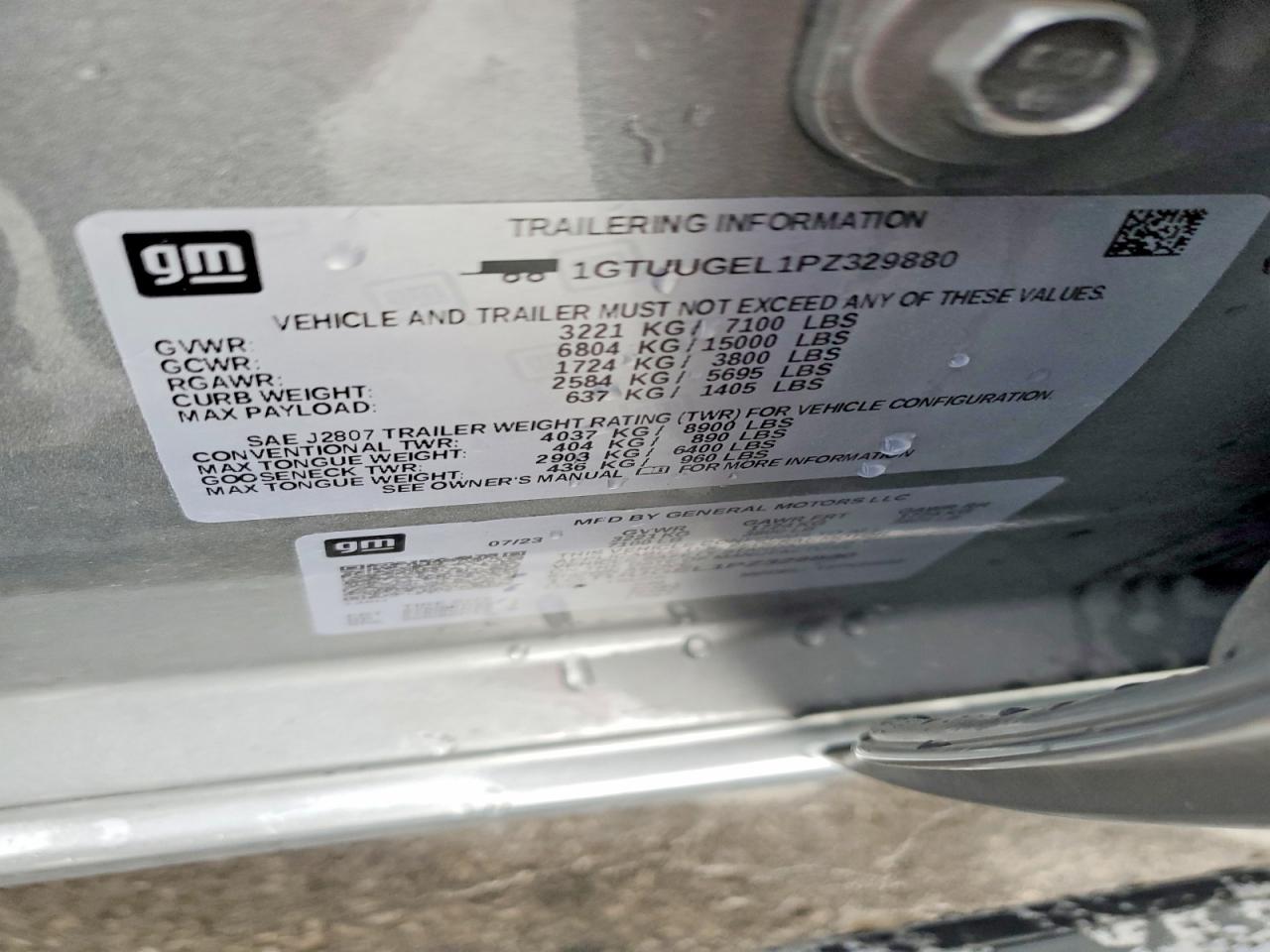 2023 Gmc Sierra K1500 Denali Silver vin: 1GTUUGEL1PZ329880