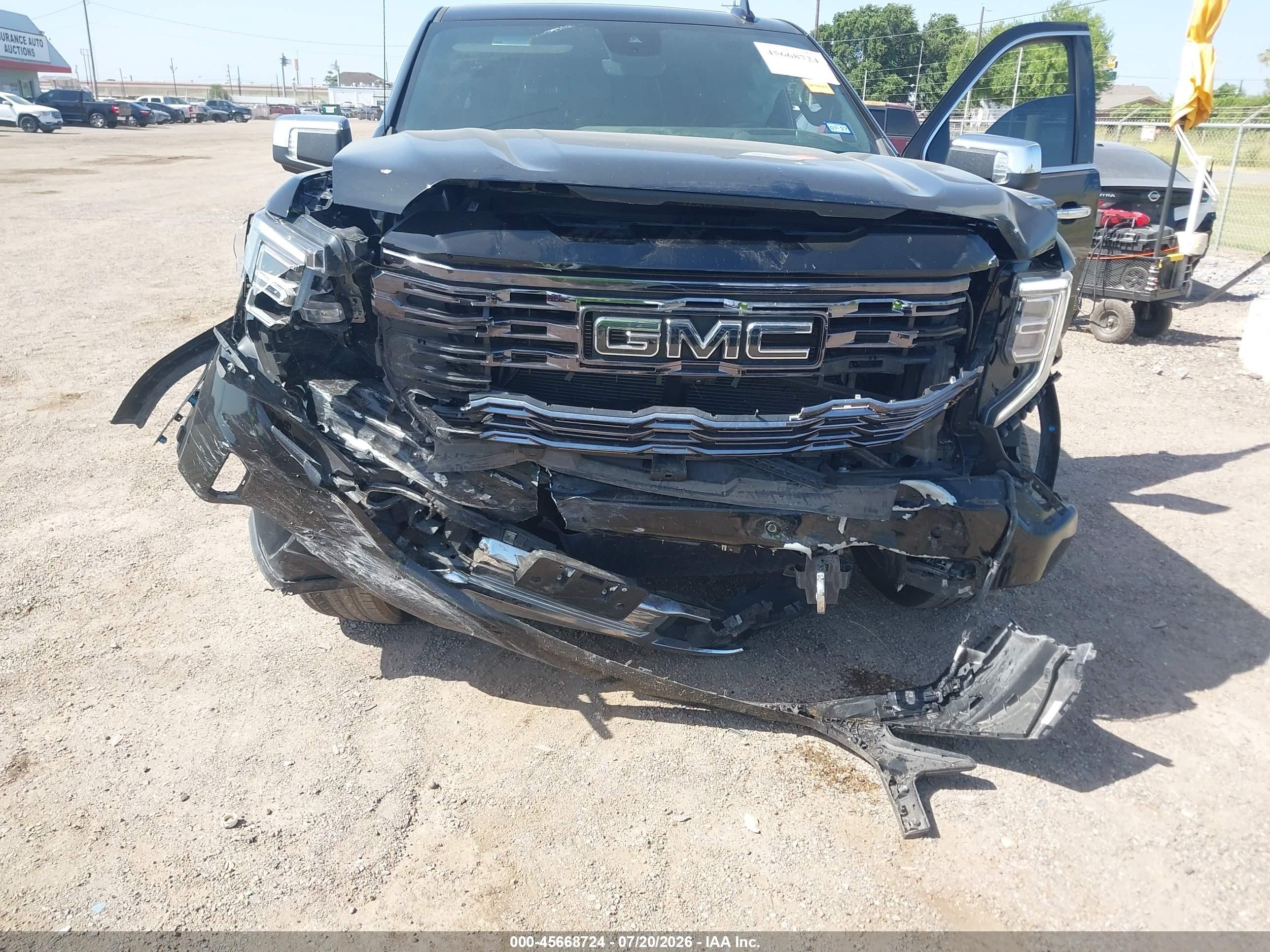 2025 Gmc Sierra 1500 4wd  Short Box Denali Ultimate Black vin: 1GTUUHEL1SZ324077