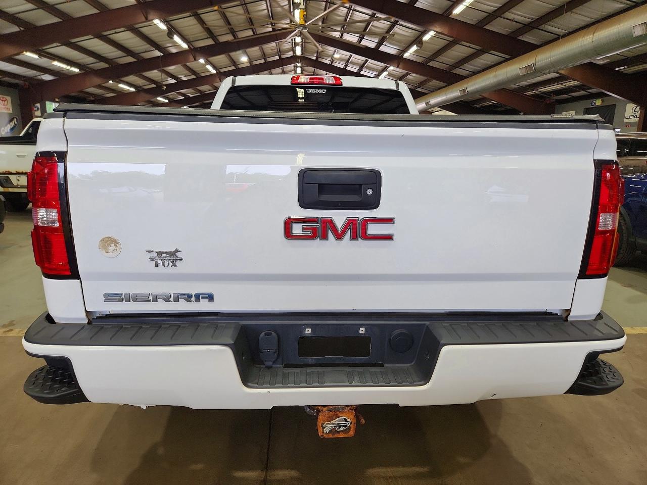 2017 Gmc Sierra K1500 White vin: 1GTV2LEC0HZ217432
