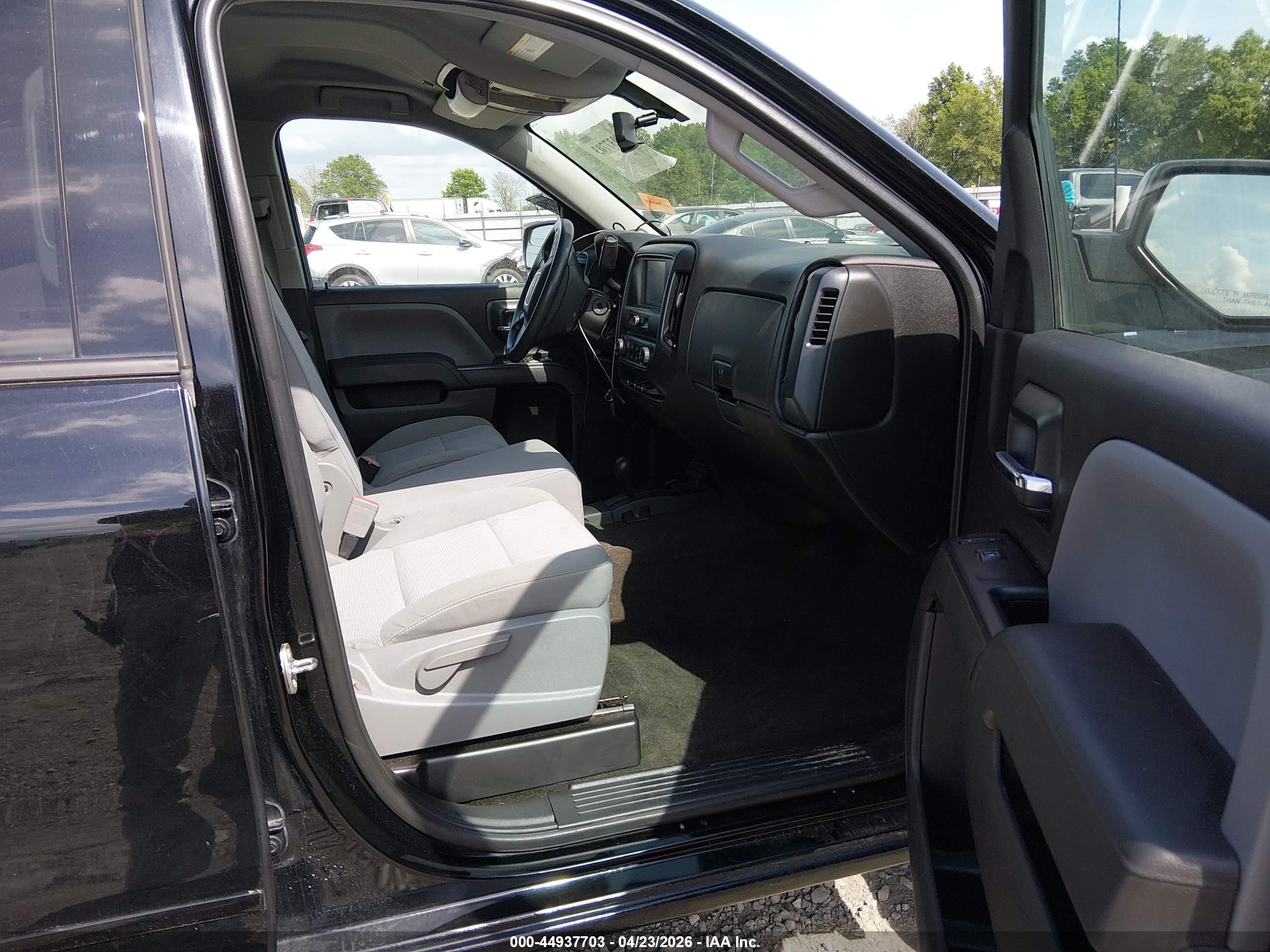 2016 Gmc Sierra 1500   Black vin: 1GTV2LEC4GZ368417