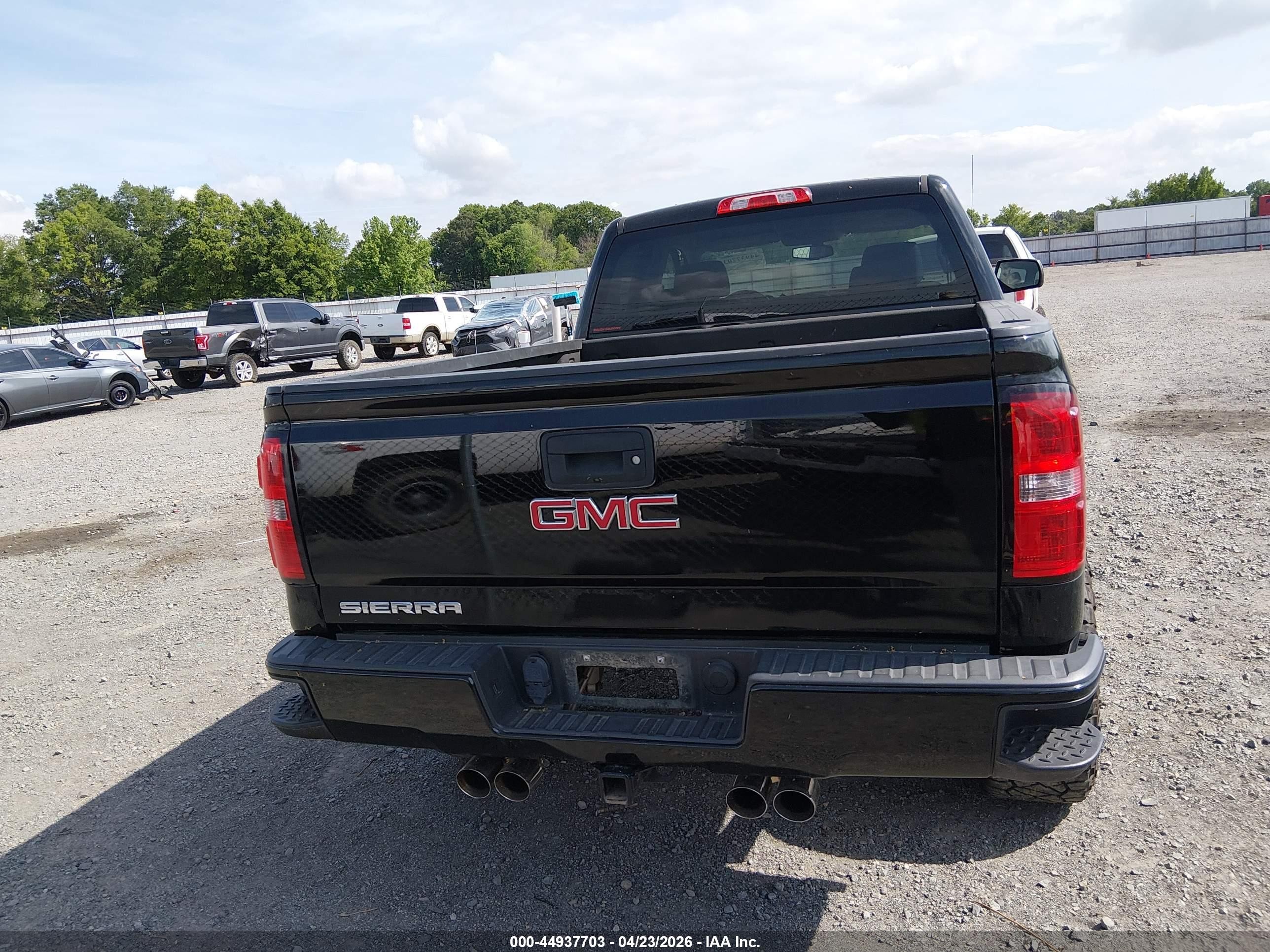 2016 Gmc Sierra 1500   Black vin: 1GTV2LEC4GZ368417