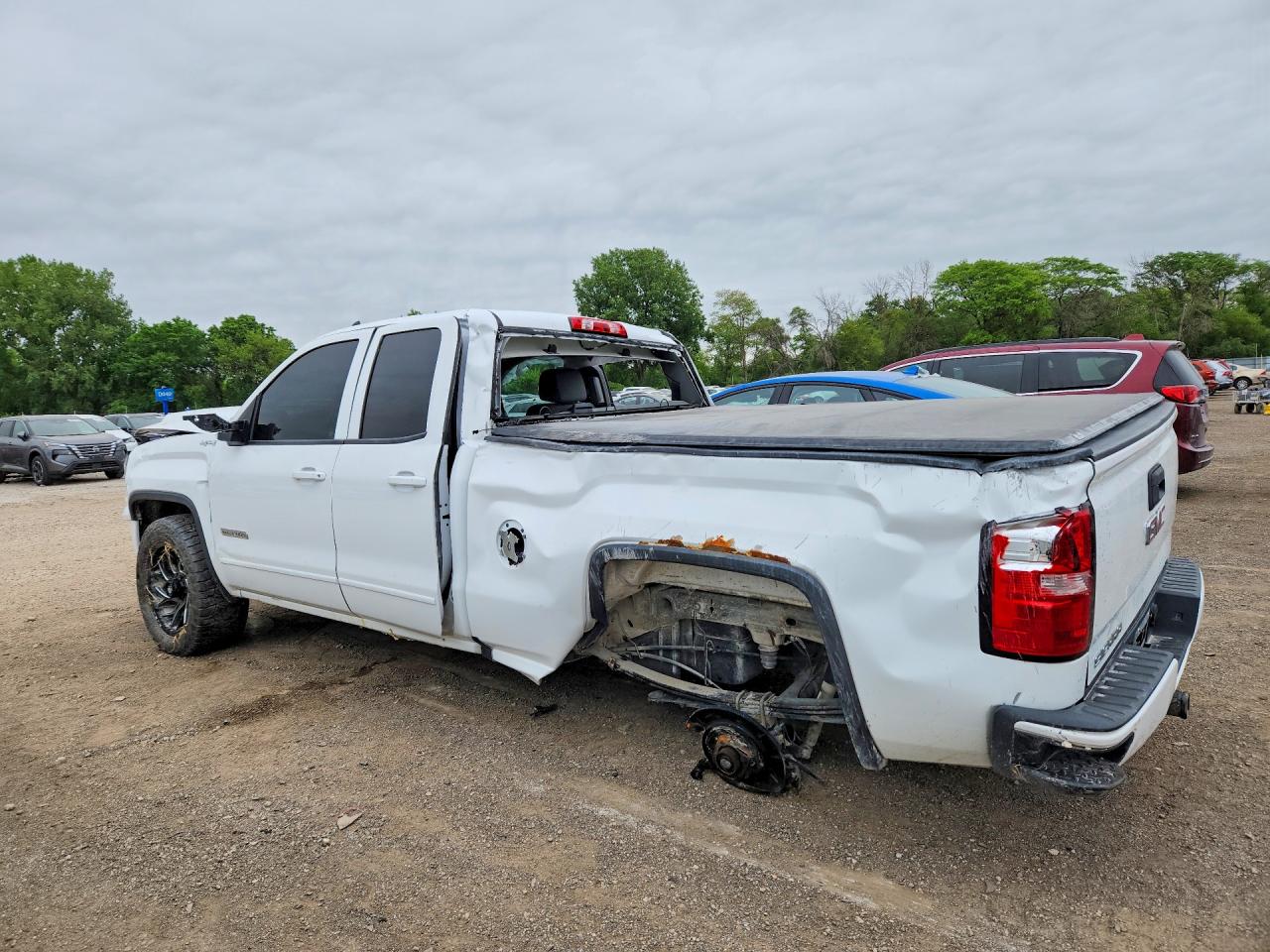 2017 Gmc Sierra K1500 White vin: 1GTV2LEC4HZ215716