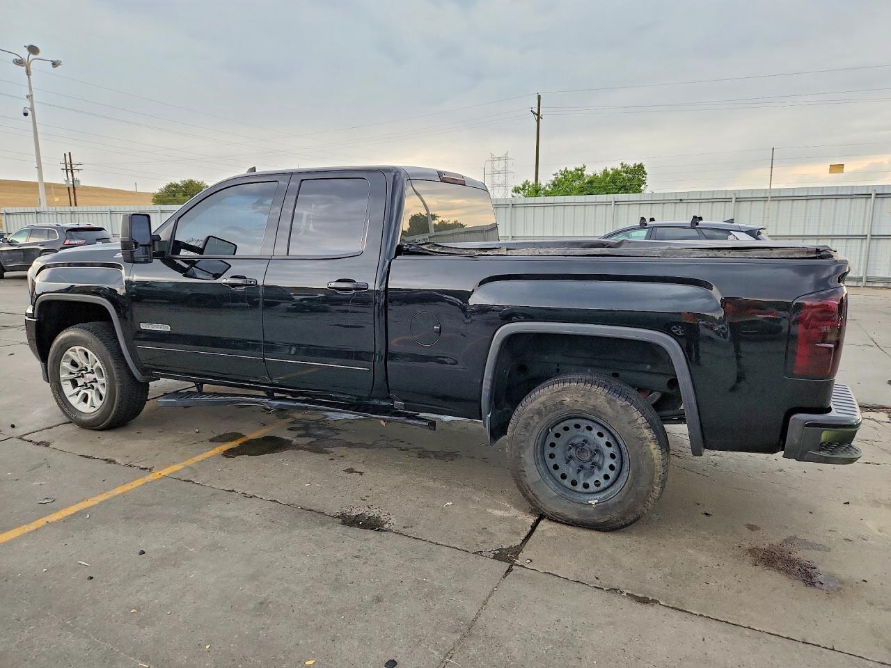 2017 Gmc Sierra K1500 Sle Black vin: 1GTV2MEC2HZ278674