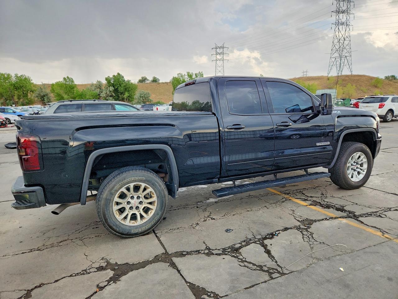2017 Gmc Sierra K1500 Sle Black vin: 1GTV2MEC2HZ278674